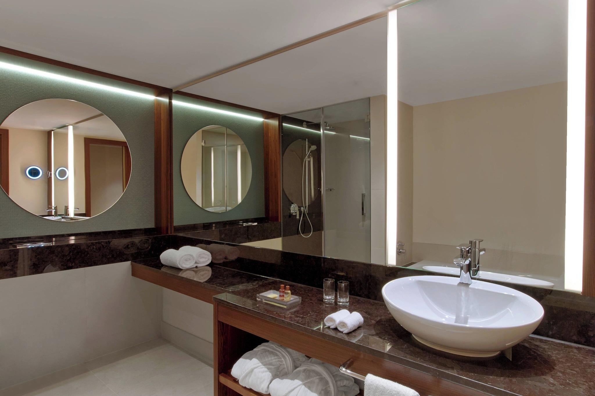 Double Superior with Views