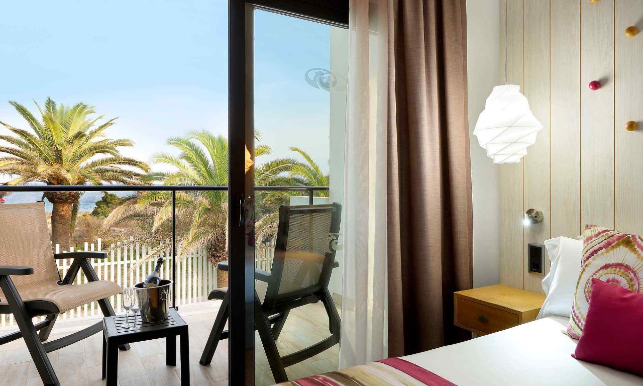 Double or Twin Sea Front