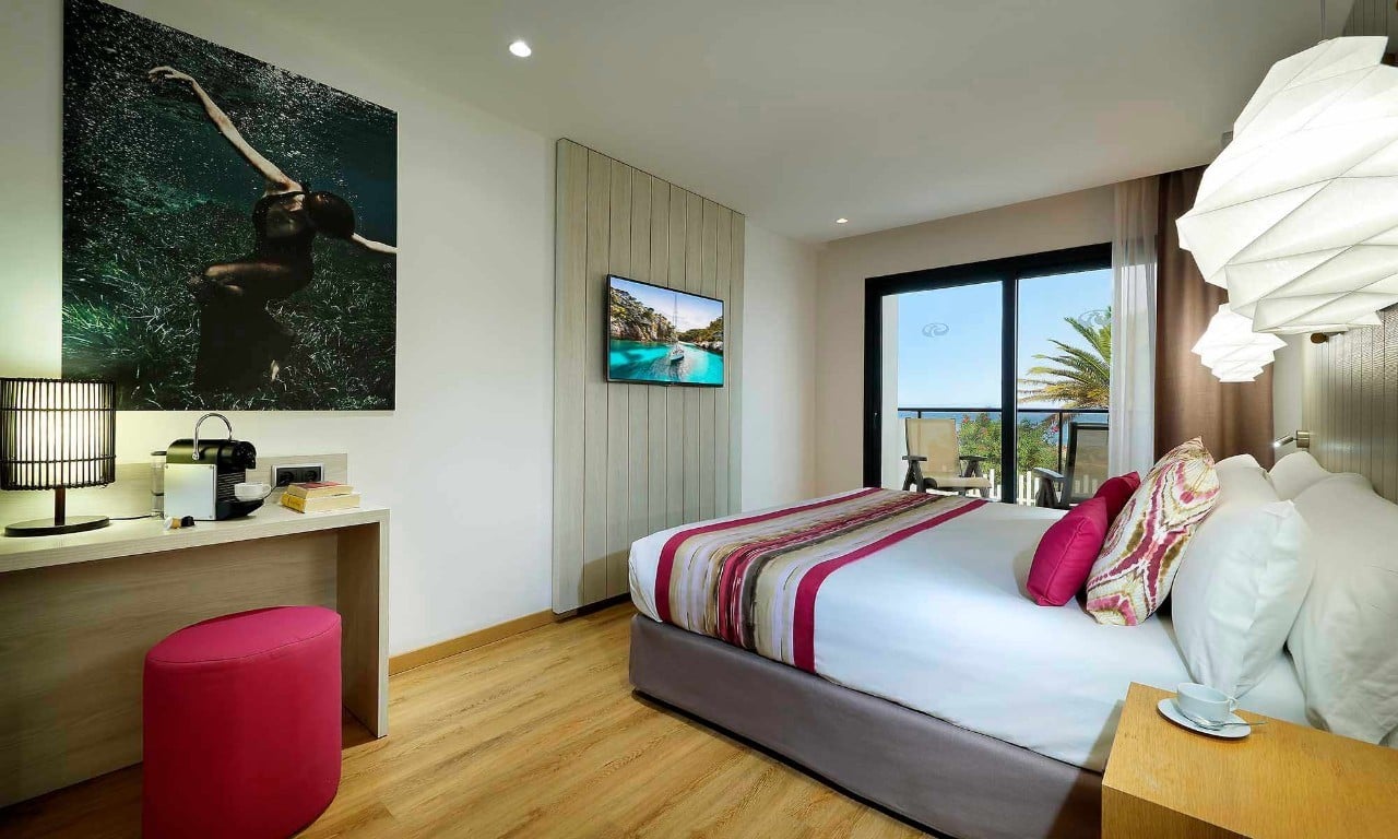 Double Deluxe Sea Front