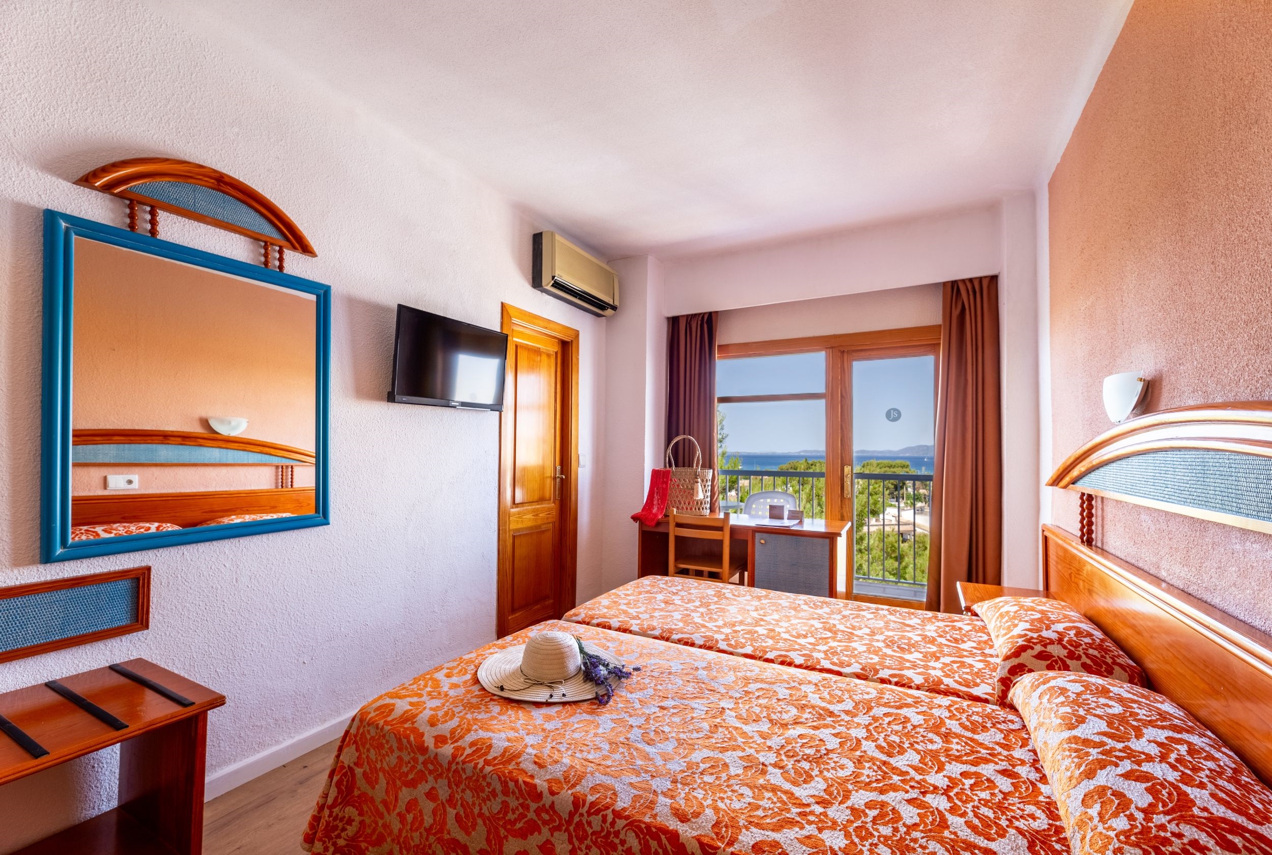 Double or Twin Economy