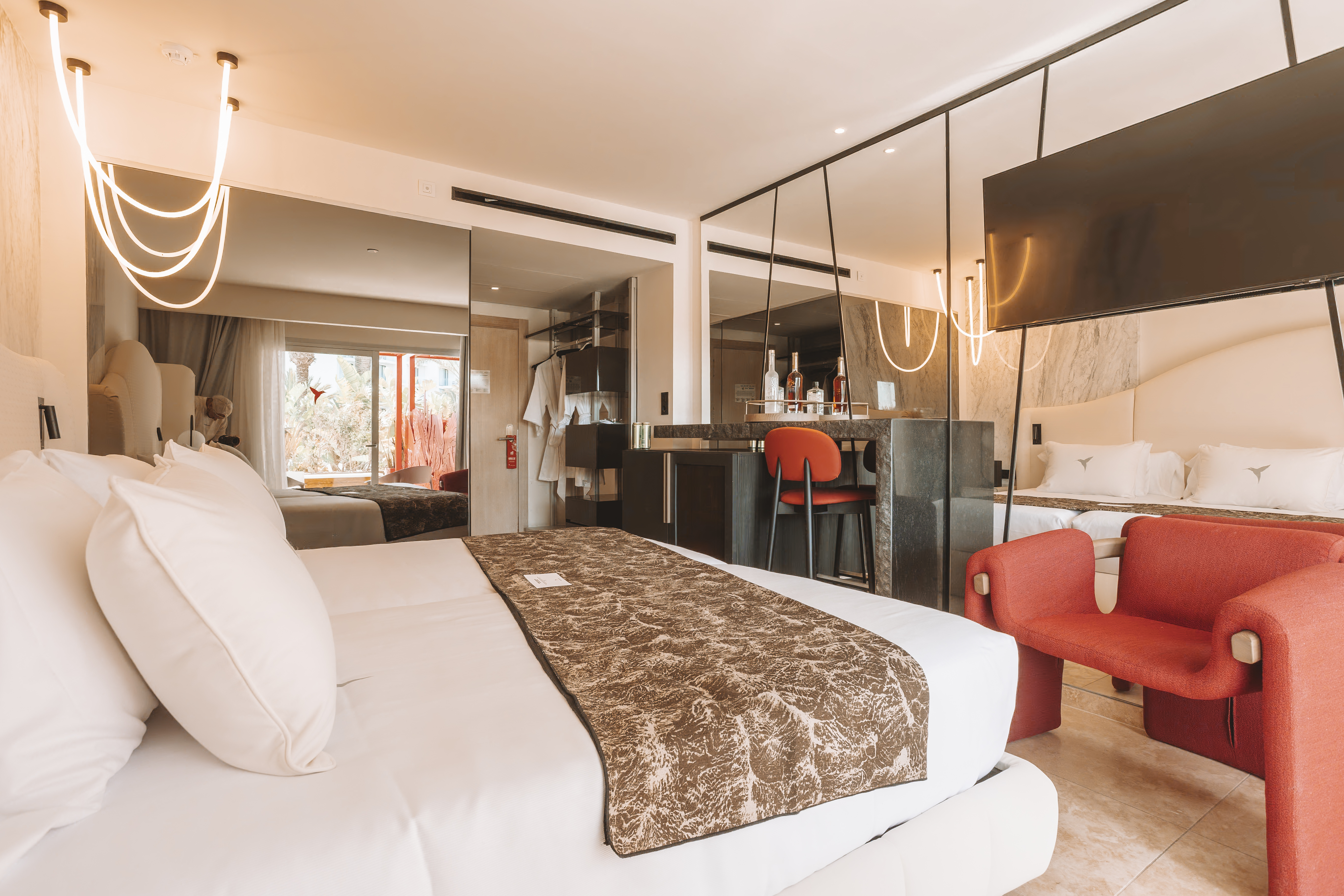 Double or Twin Standard