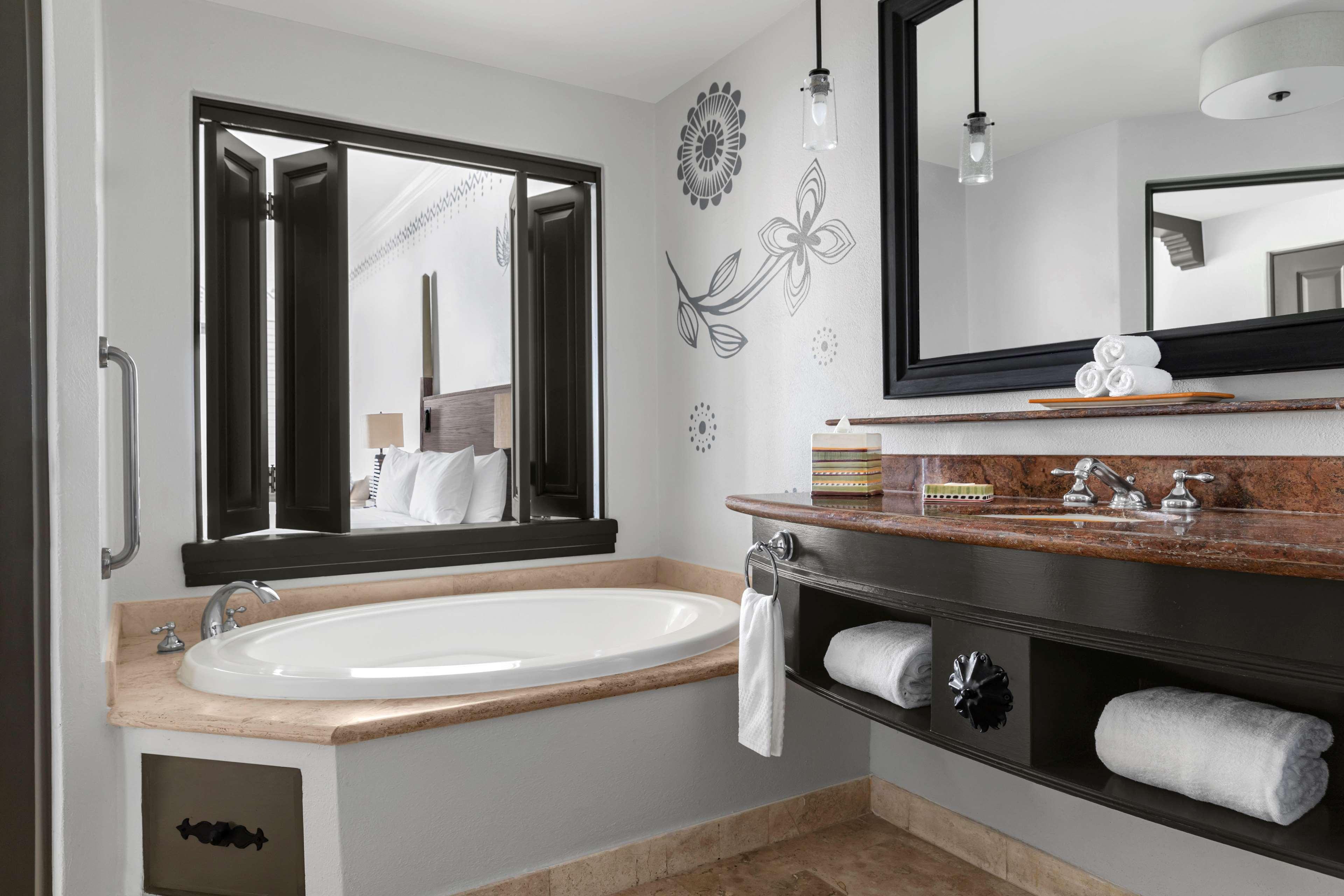 Double Ocean View King Bed