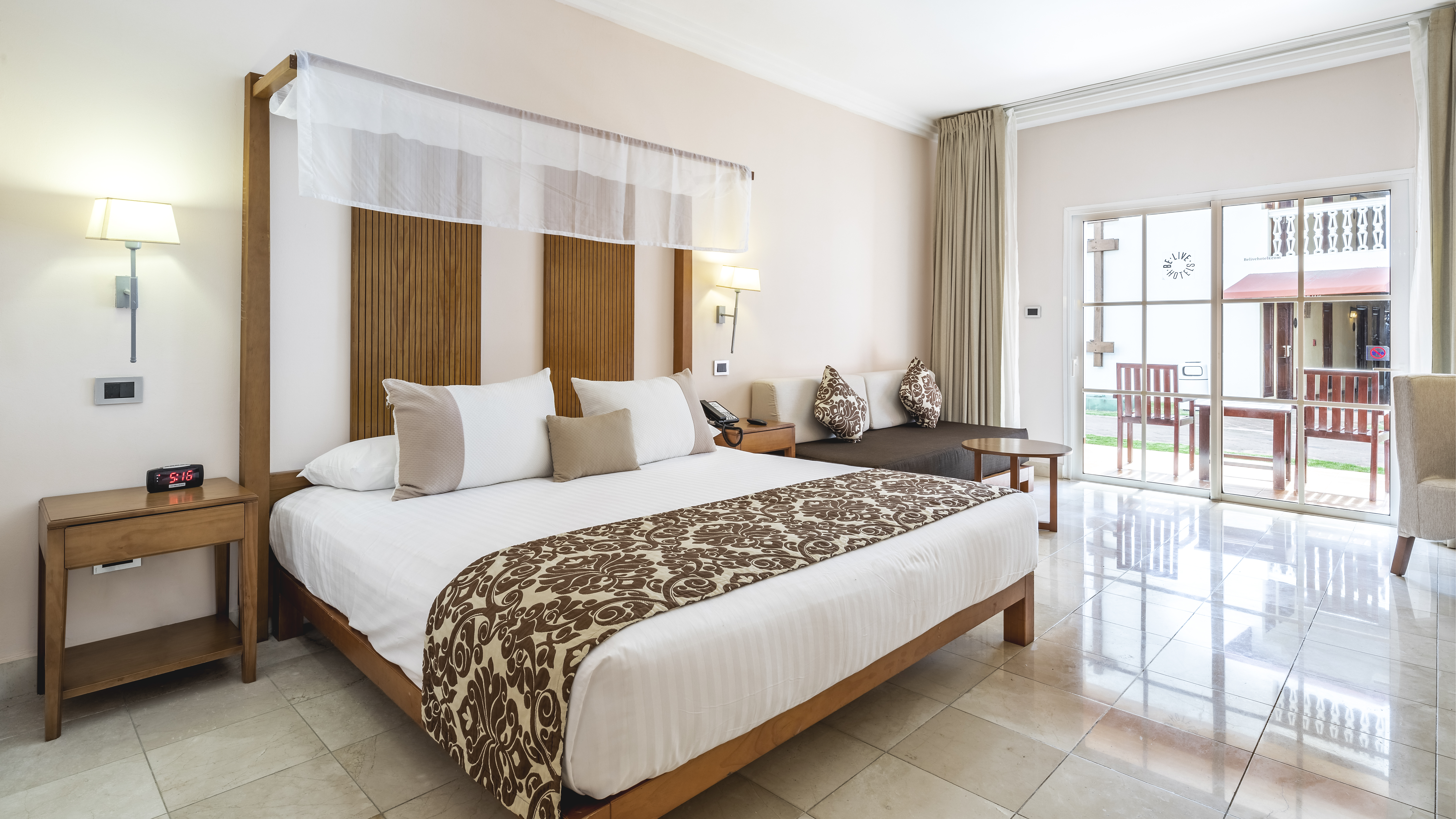 Double Garden View Two Queen Beds