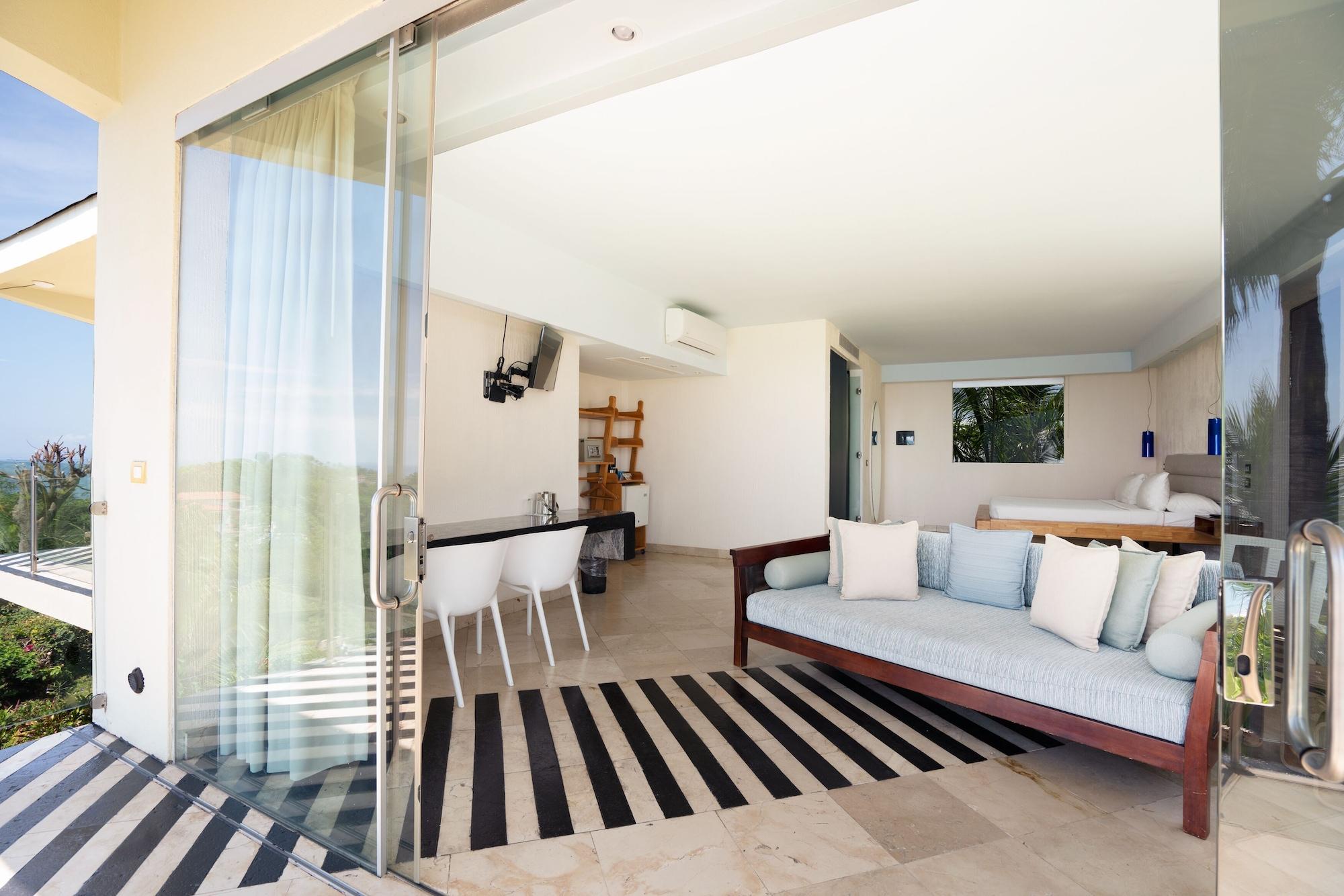 Double Premier with Views