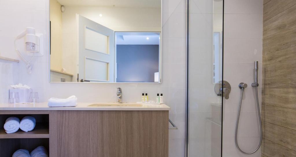 Double or Twin Superior Land View