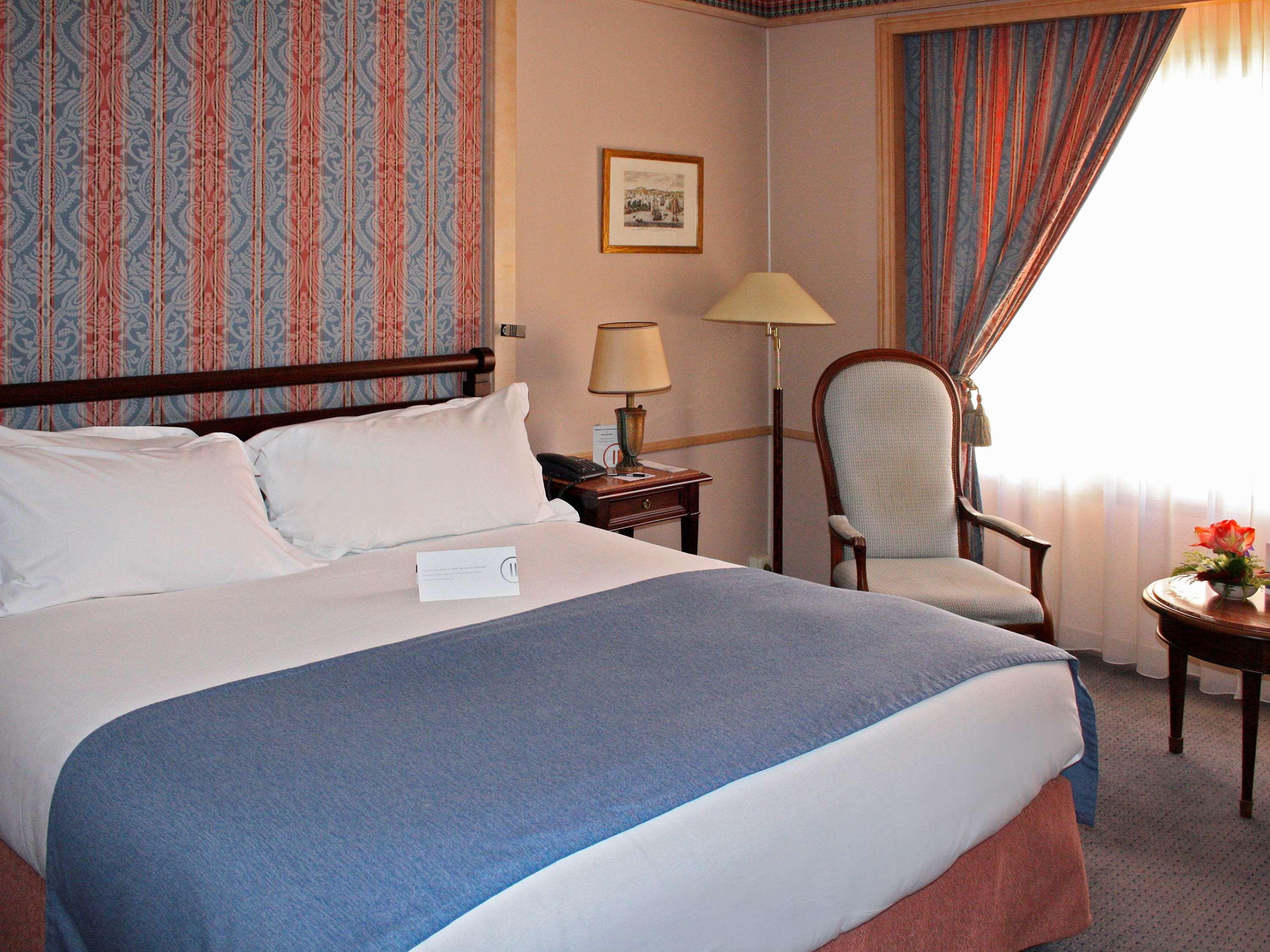 Double Classic Double Bed