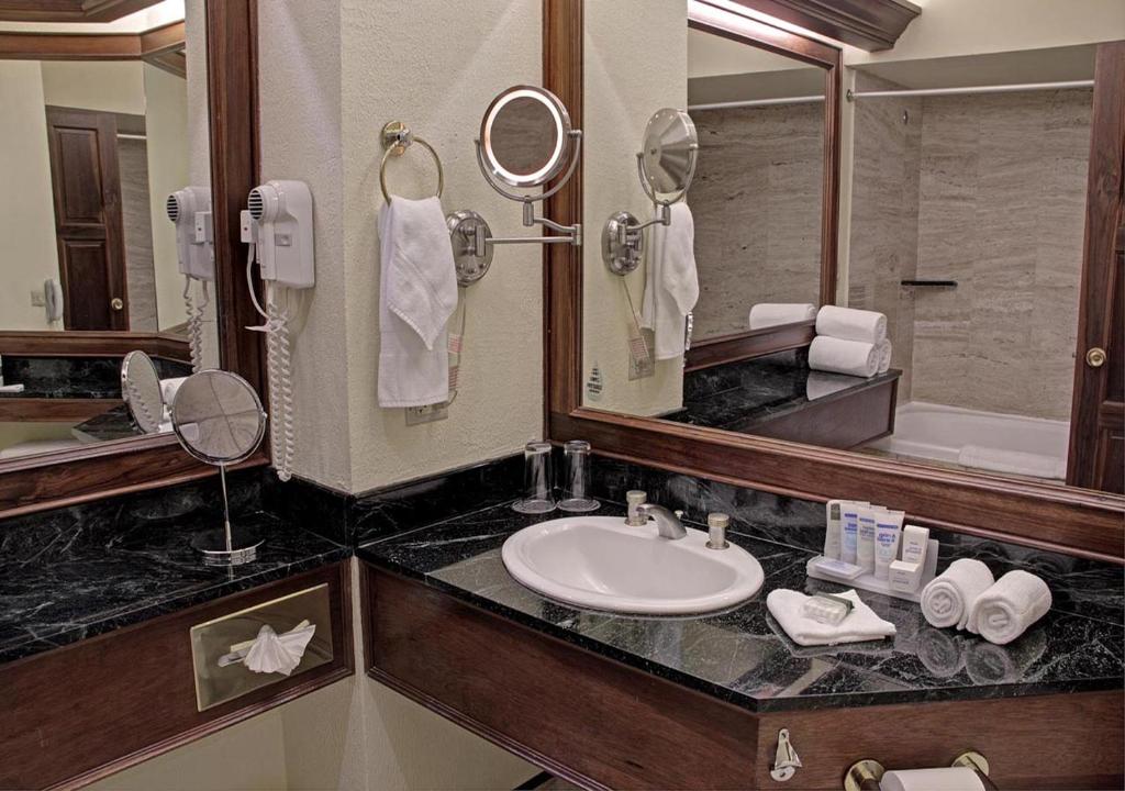 Double King Size Bed