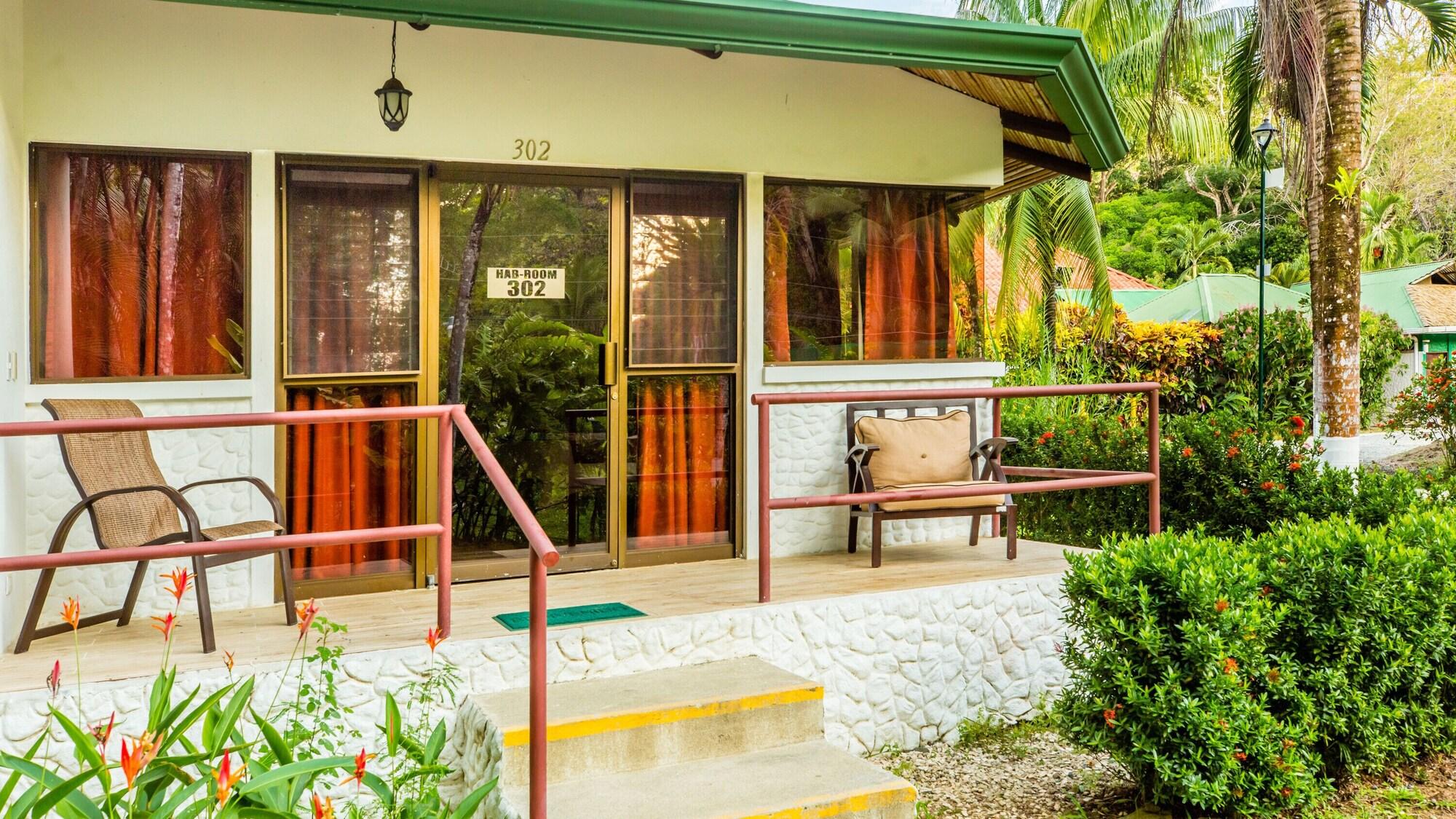 Villa with Kitchenette