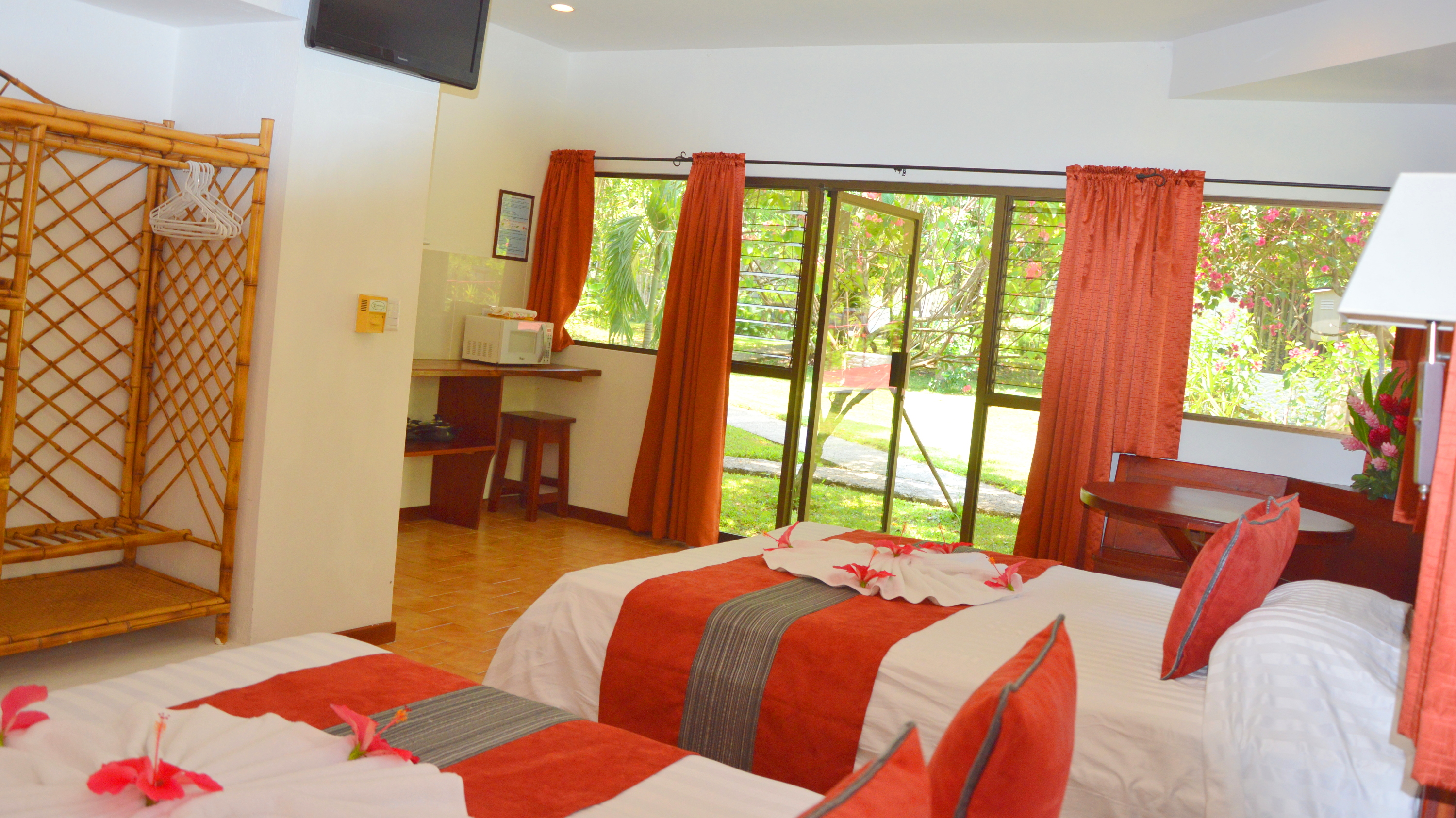 Villa with Kitchenette