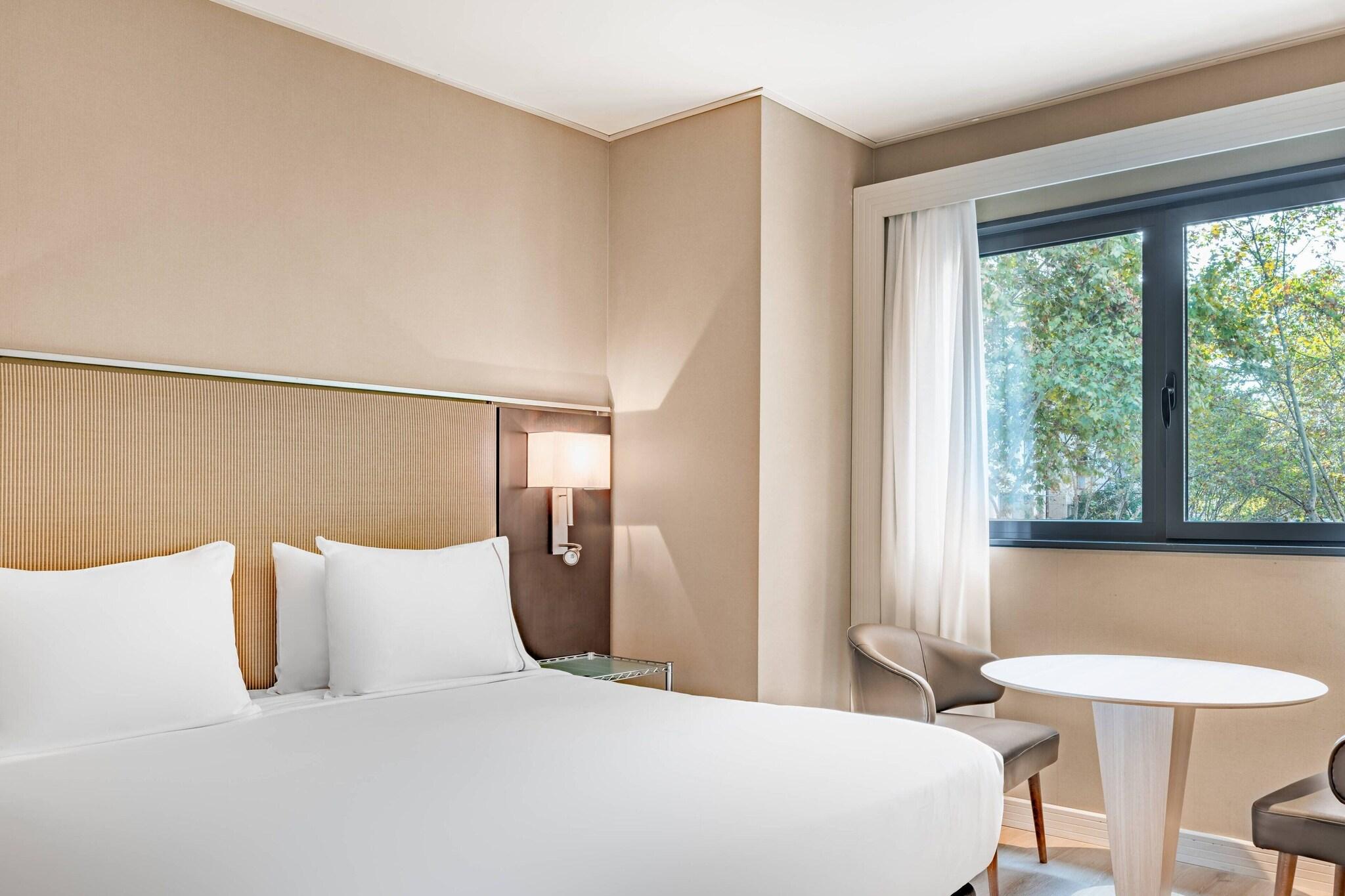 Double Superior King Bed