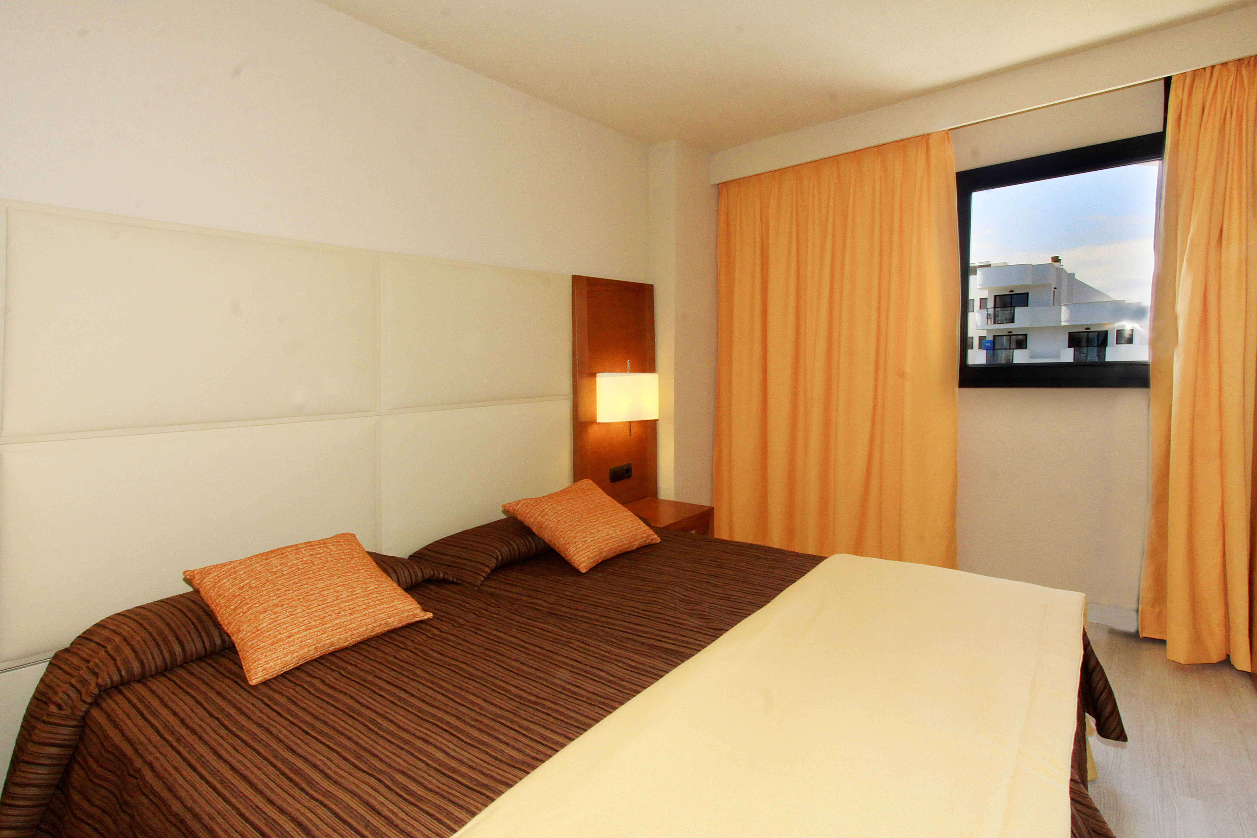 Double Single with Balcony