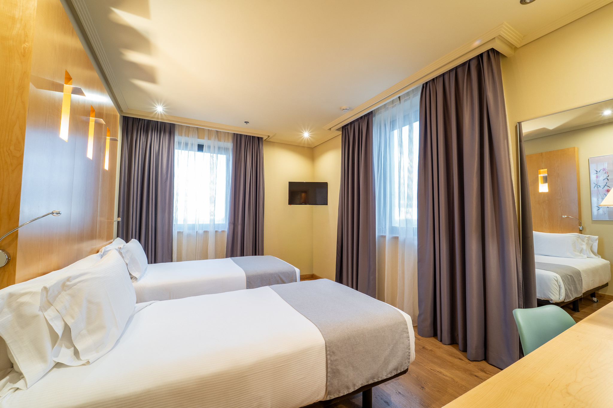 Family Room Capacity 4