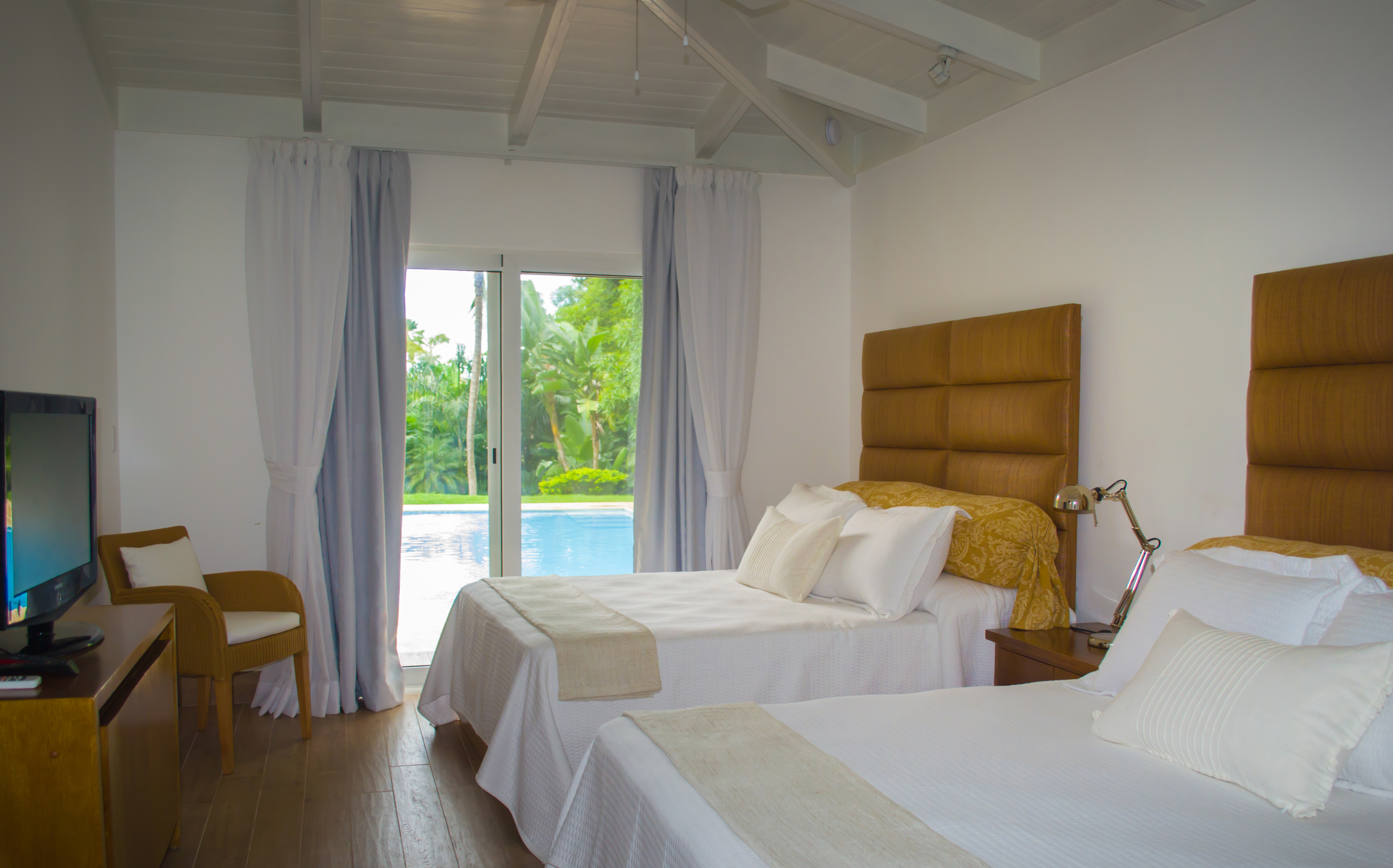 Villa Capacity 8 Four Bedrooms