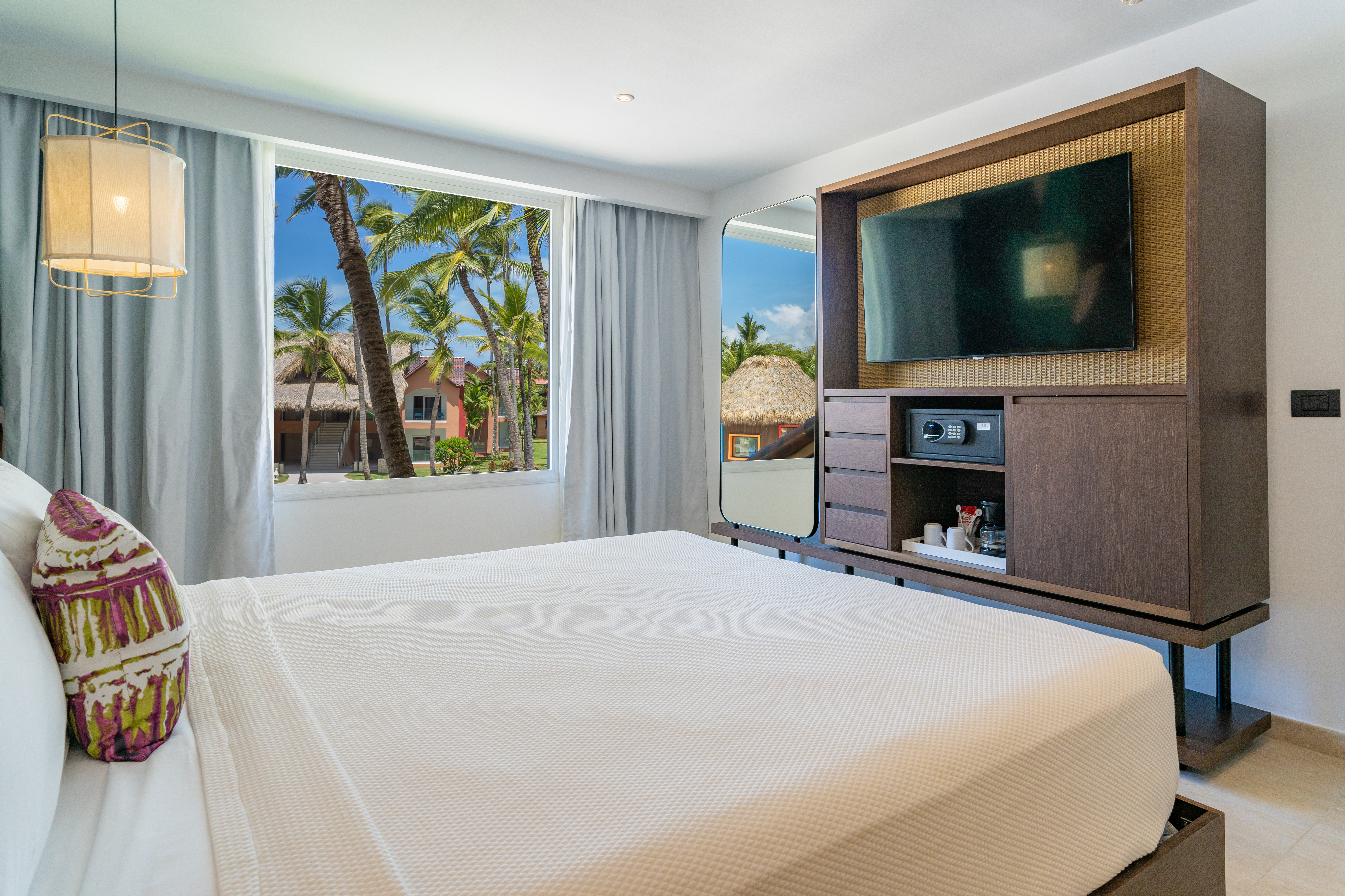 Family Room Capacity 2