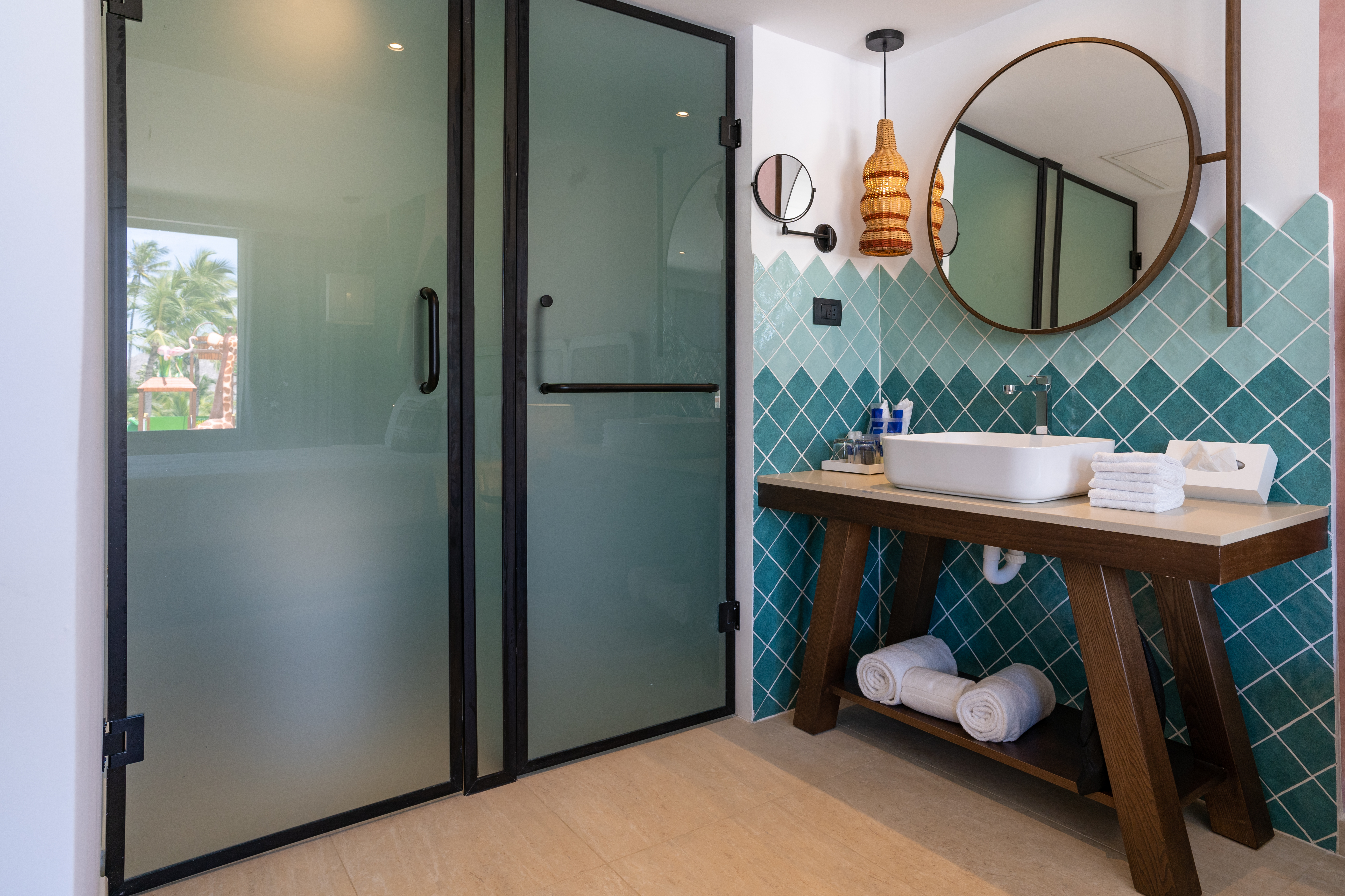 Family Room Capacity 2