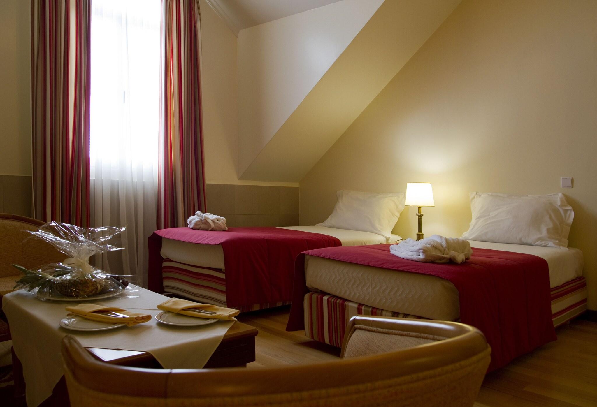 Double or Twin Two Beds