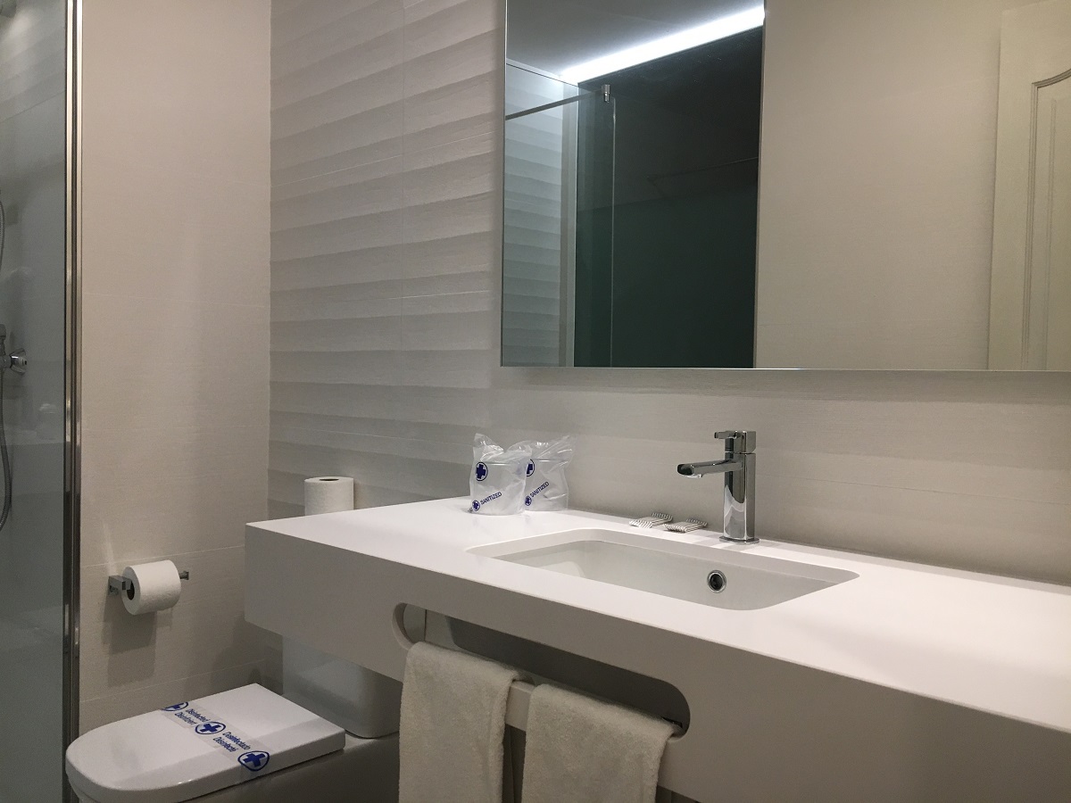 Double or Twin Standard