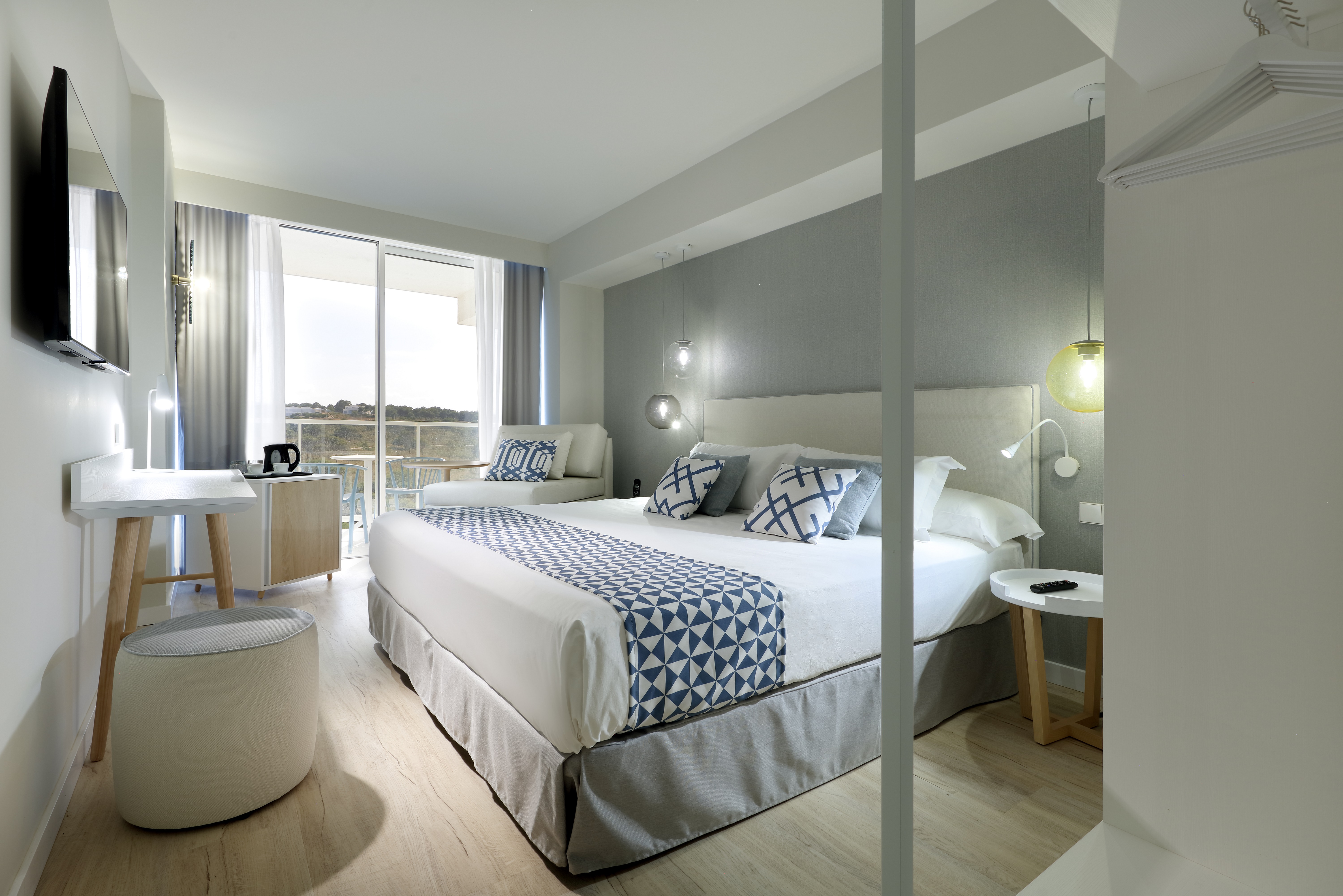 Double or Twin Deluxe Pool View