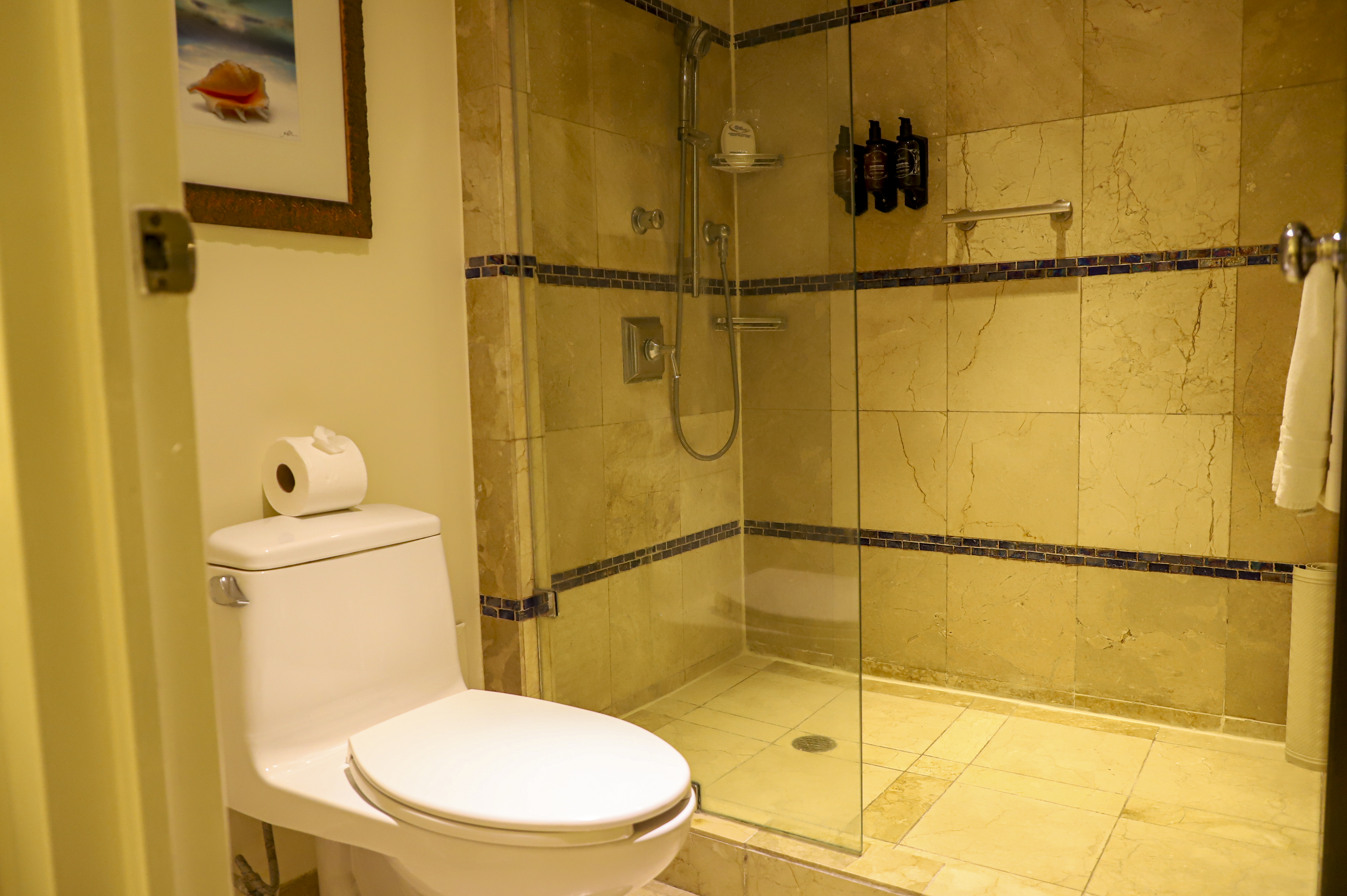 Double Deluxe One Bed