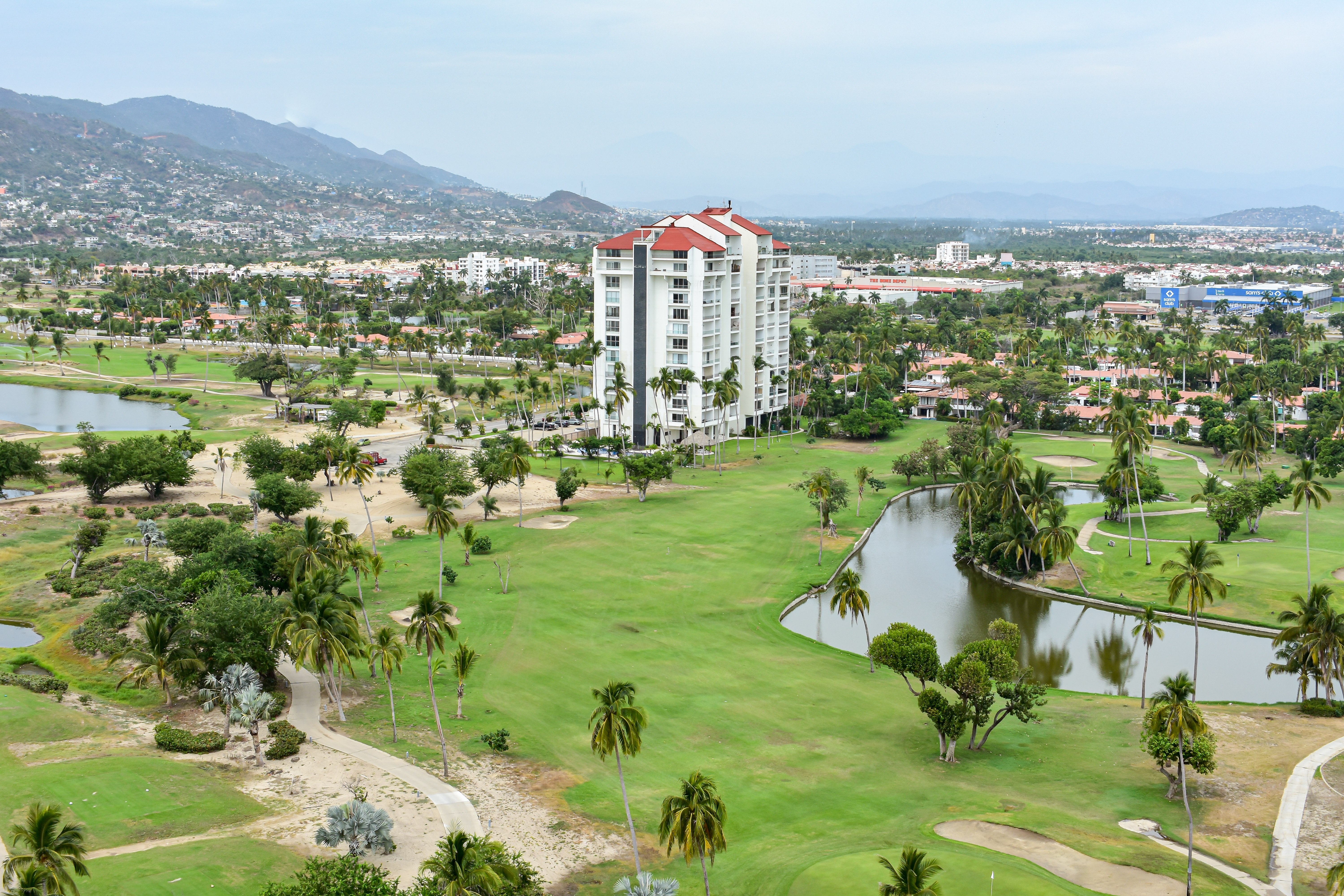 Double Deluxe One Bed