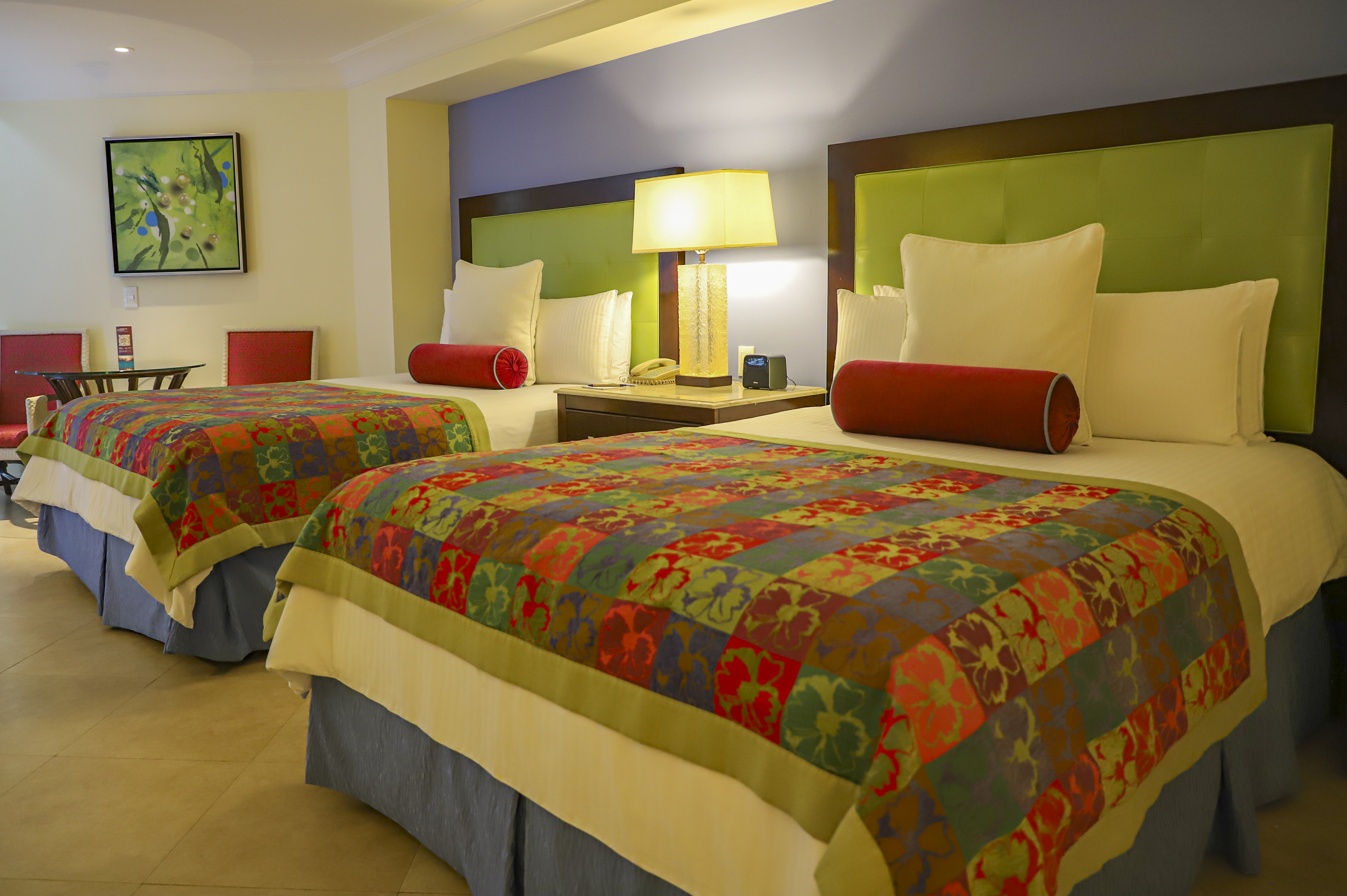 Double Deluxe Side Sea View