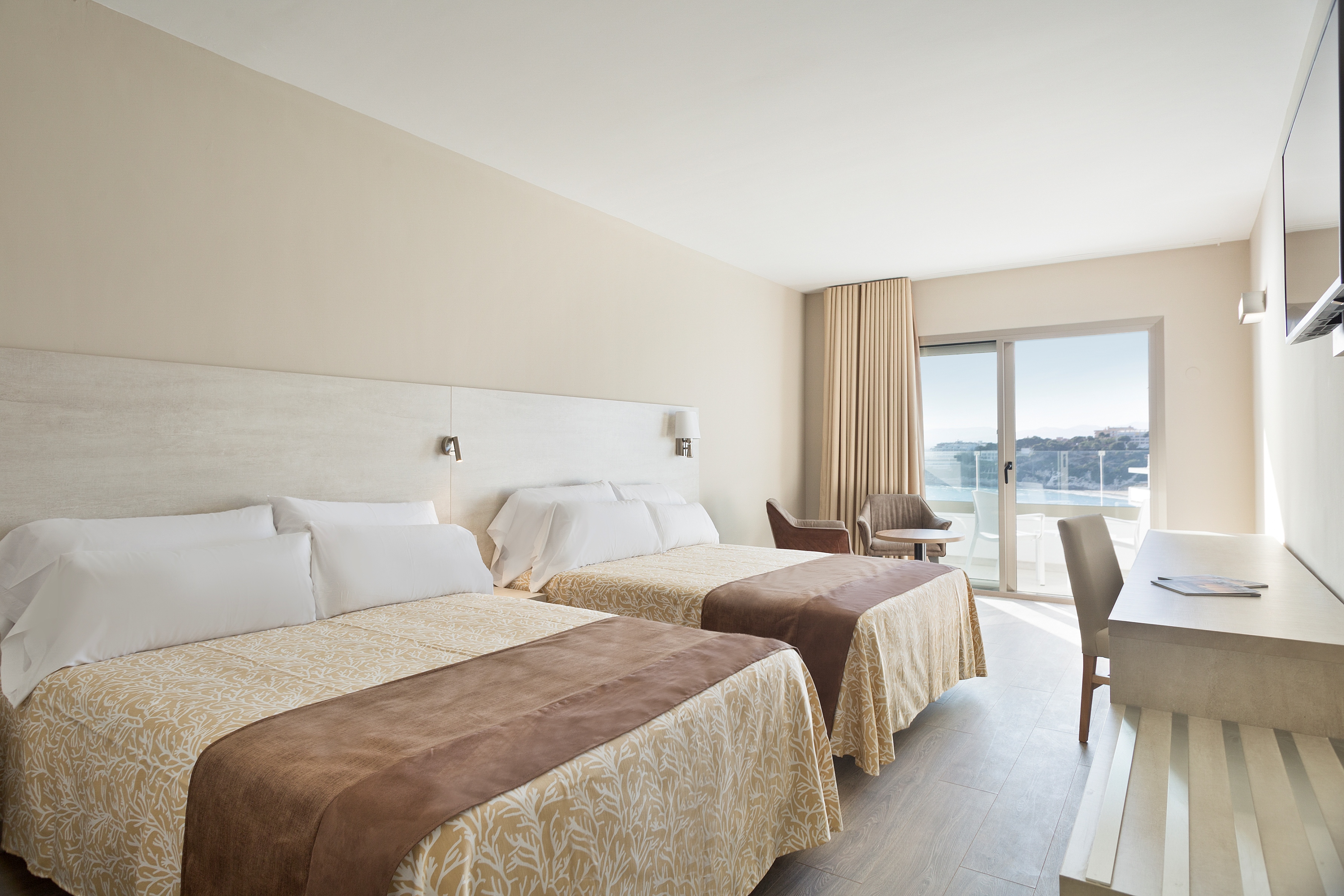 Double or Twin Sea View Capacity 3