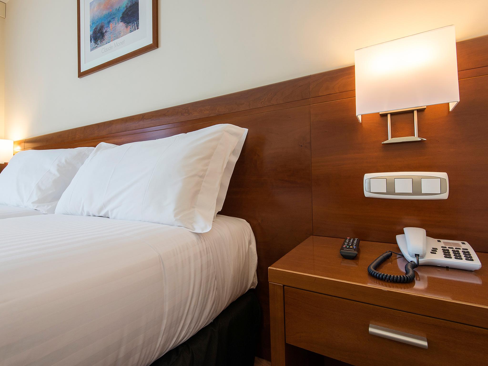 Double or Twin Standard