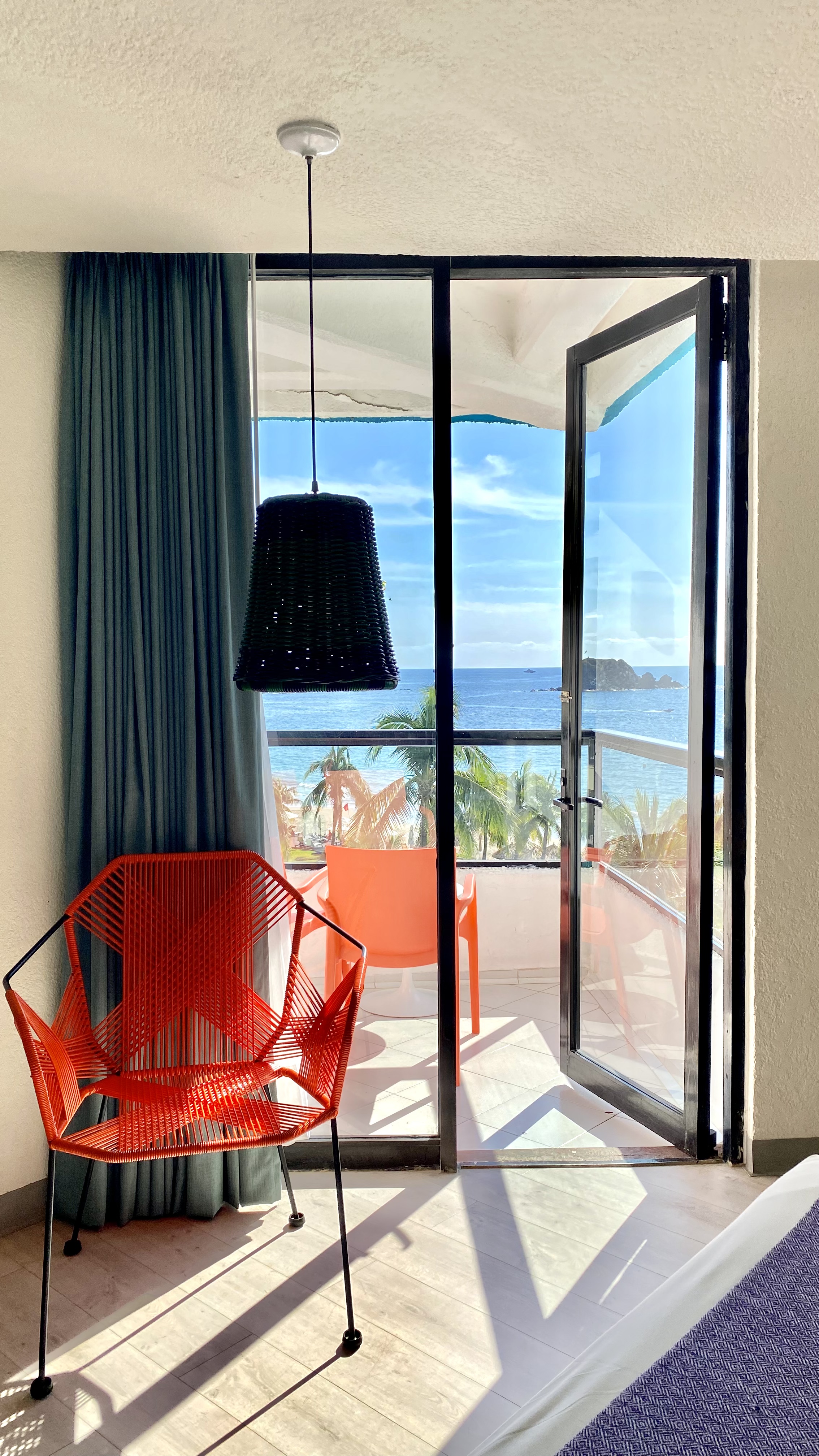 Junior Suite Sea View King Bed