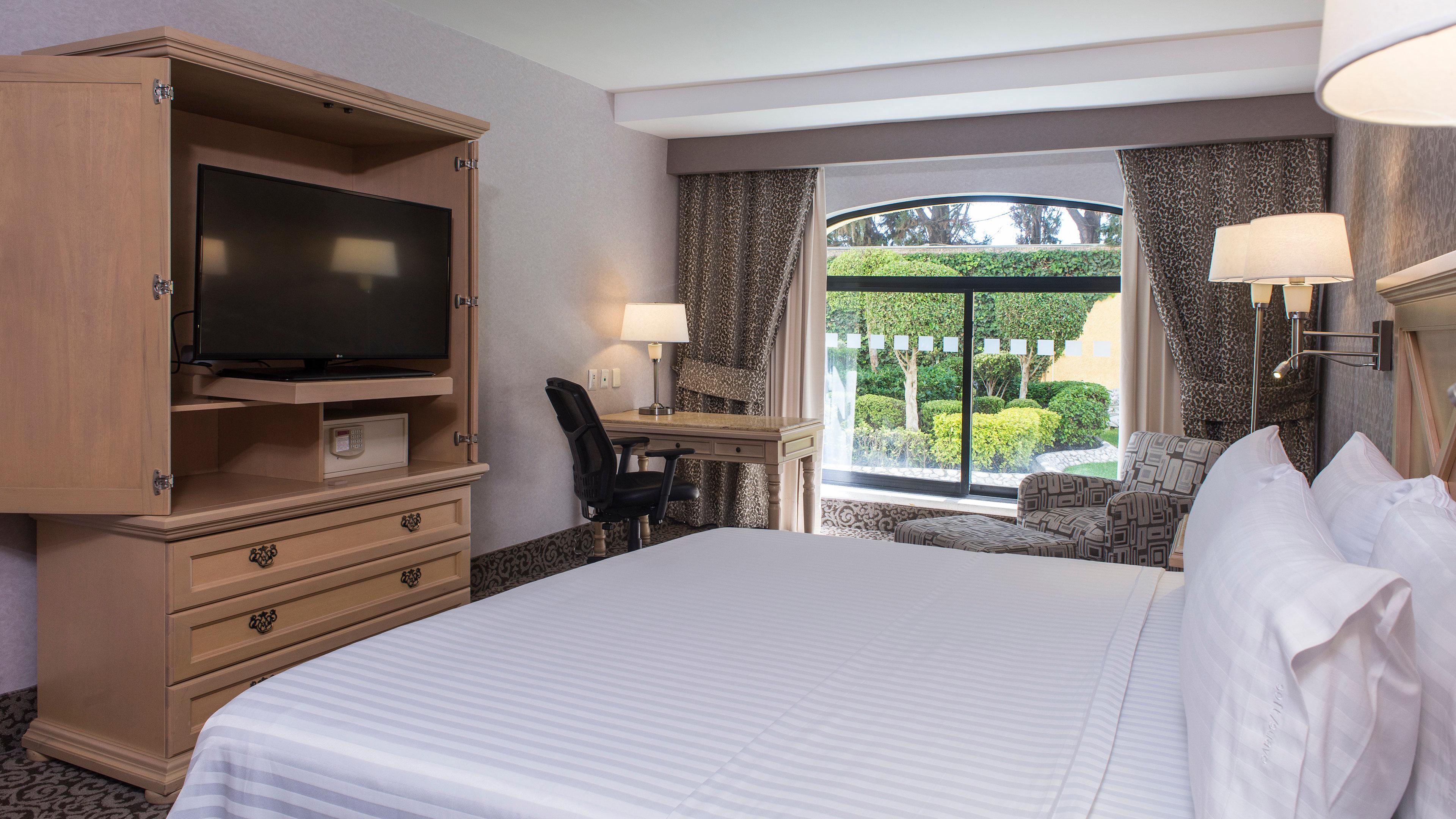 Double King Bed Non Smoking