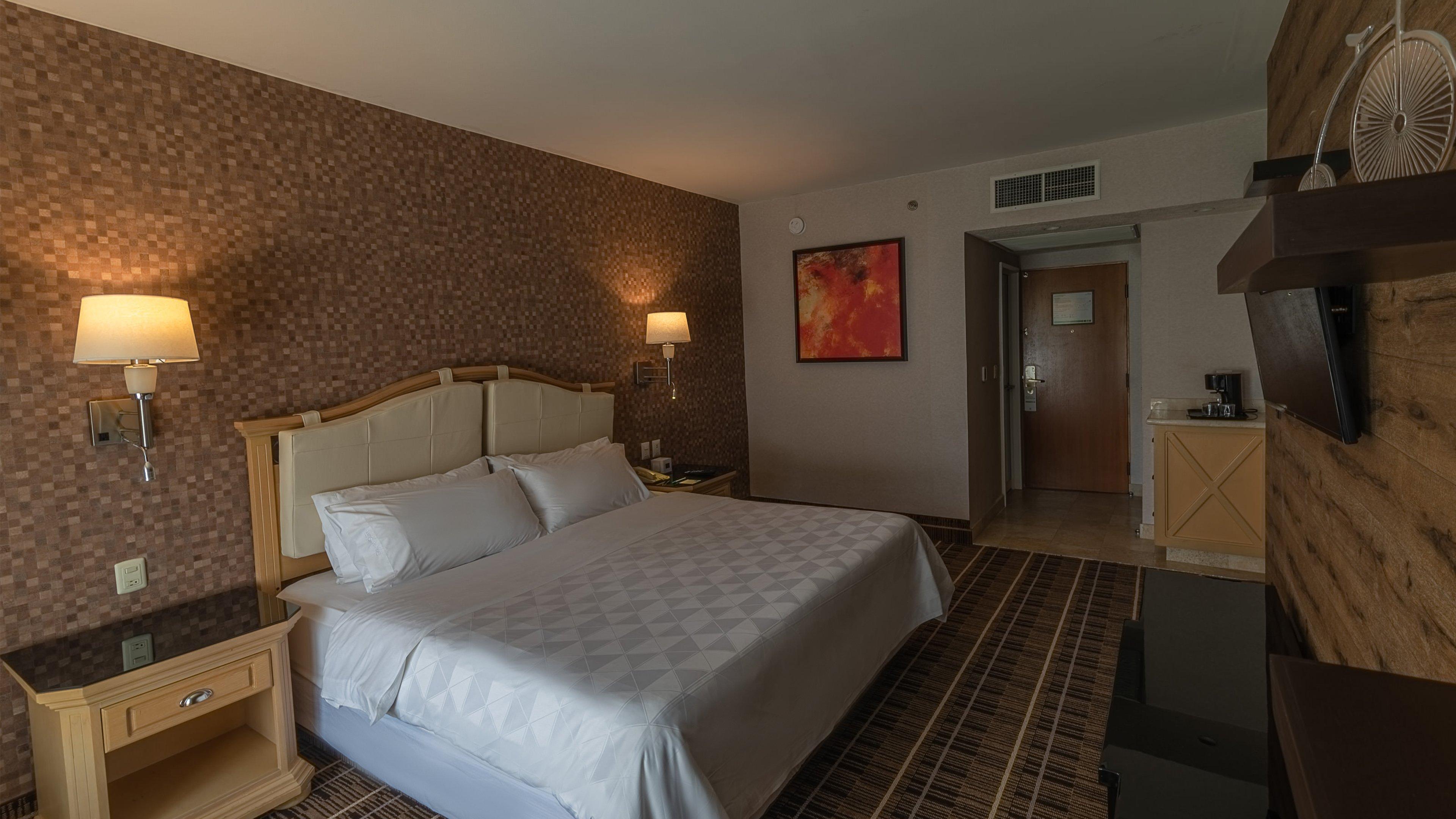 Double King Bed Non Smoking