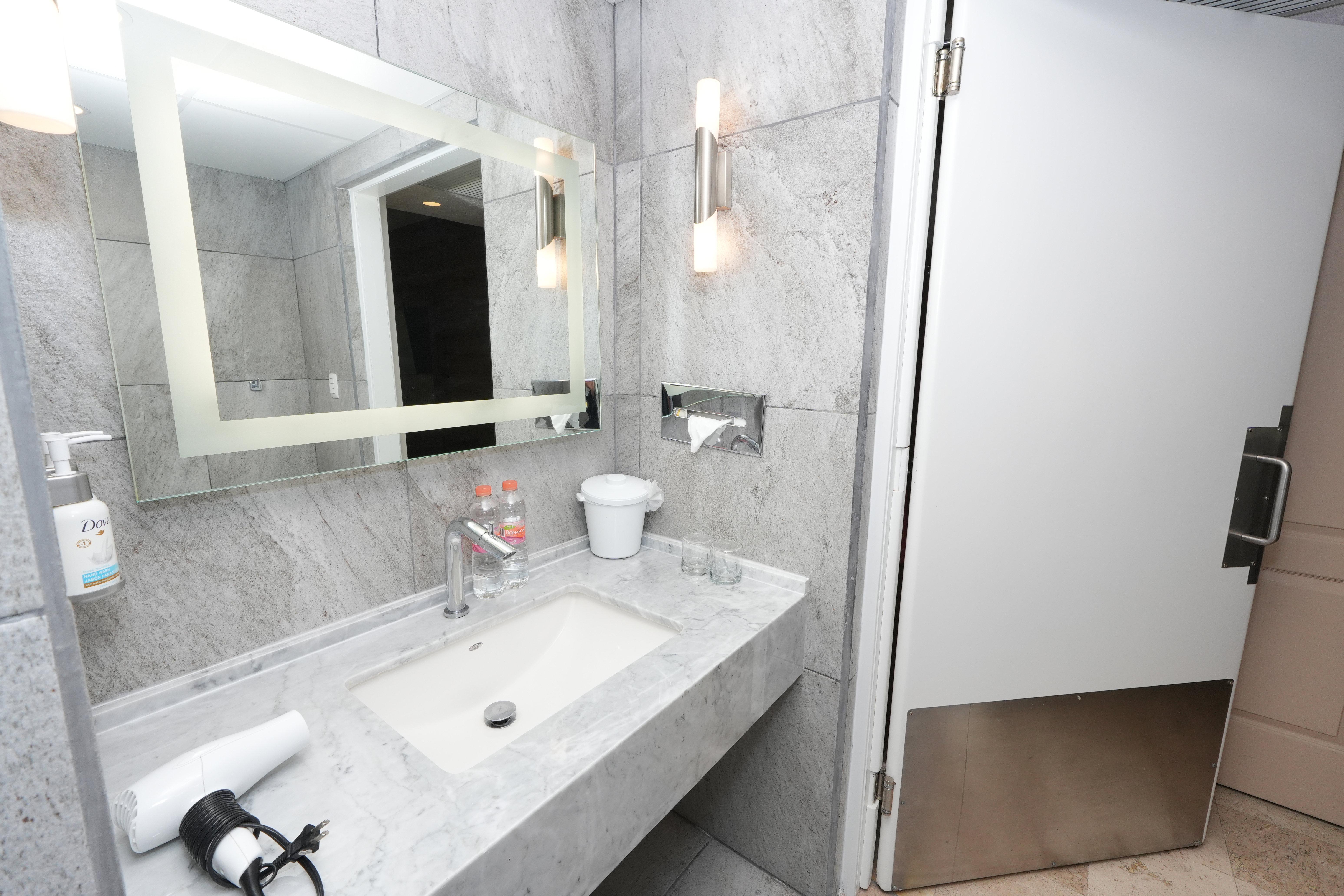 Double Accessible King Size Bed