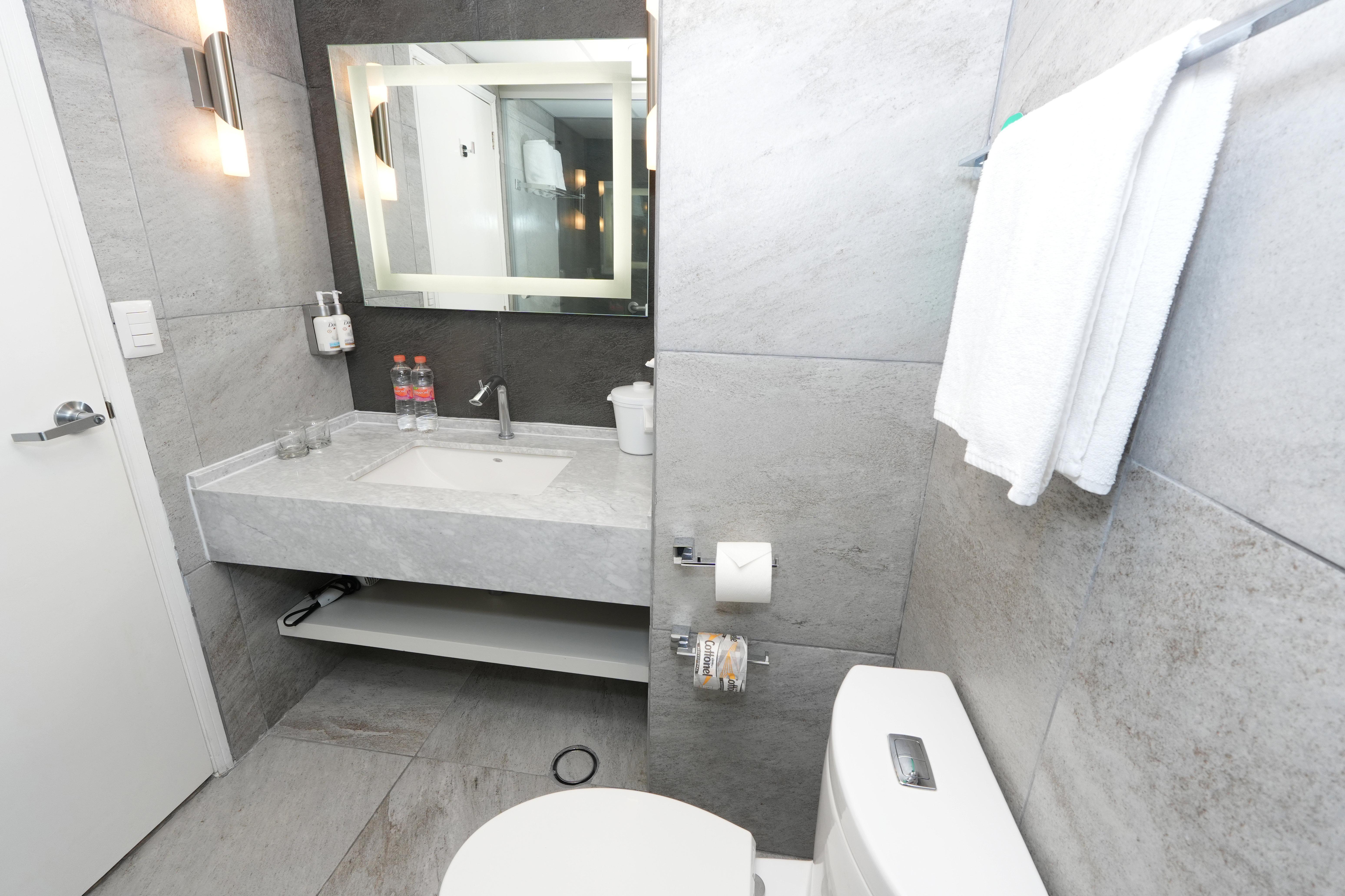 Quadruple Garden View Two Queen Beds