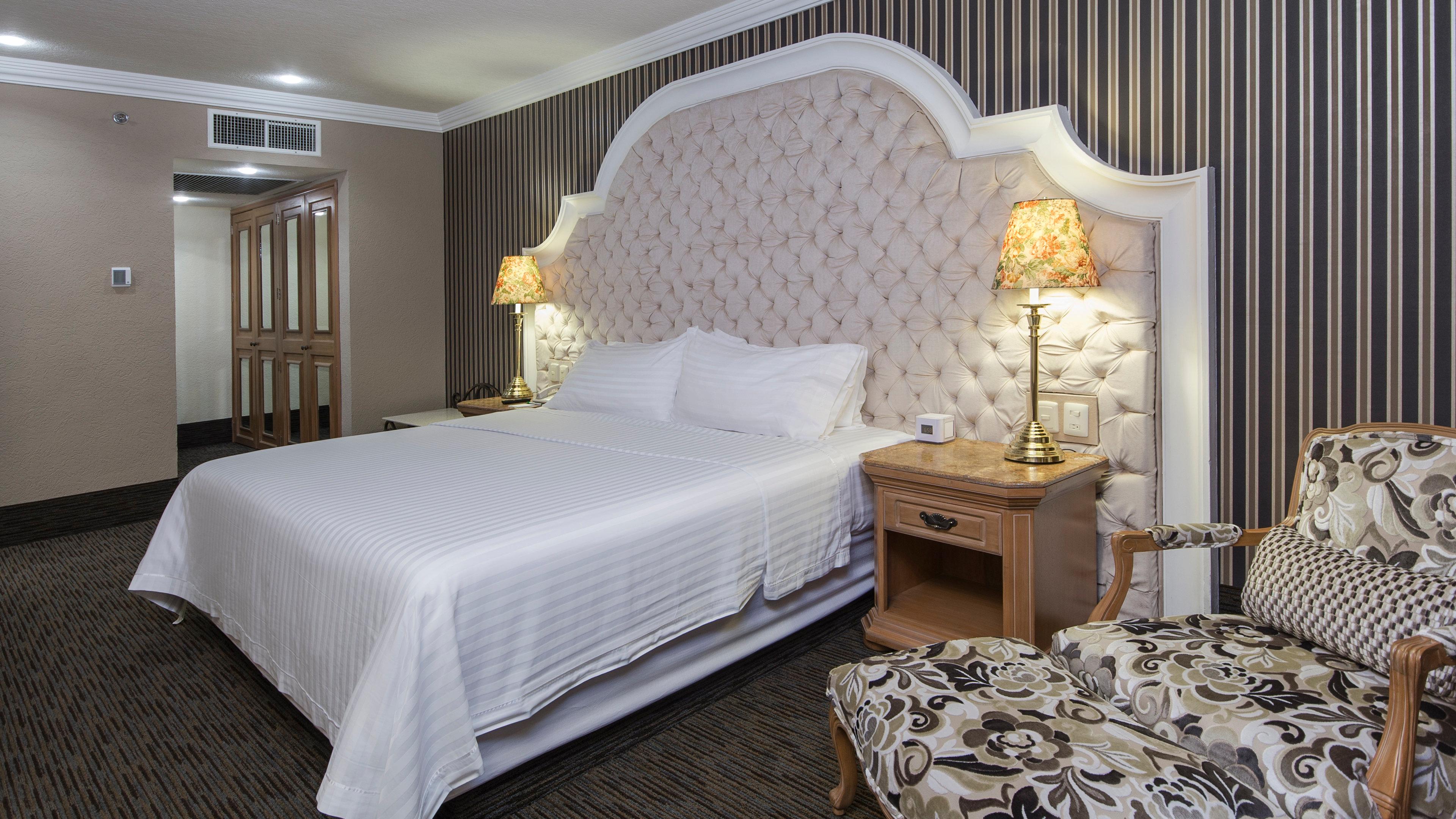 Suite King Bed Non Smoking