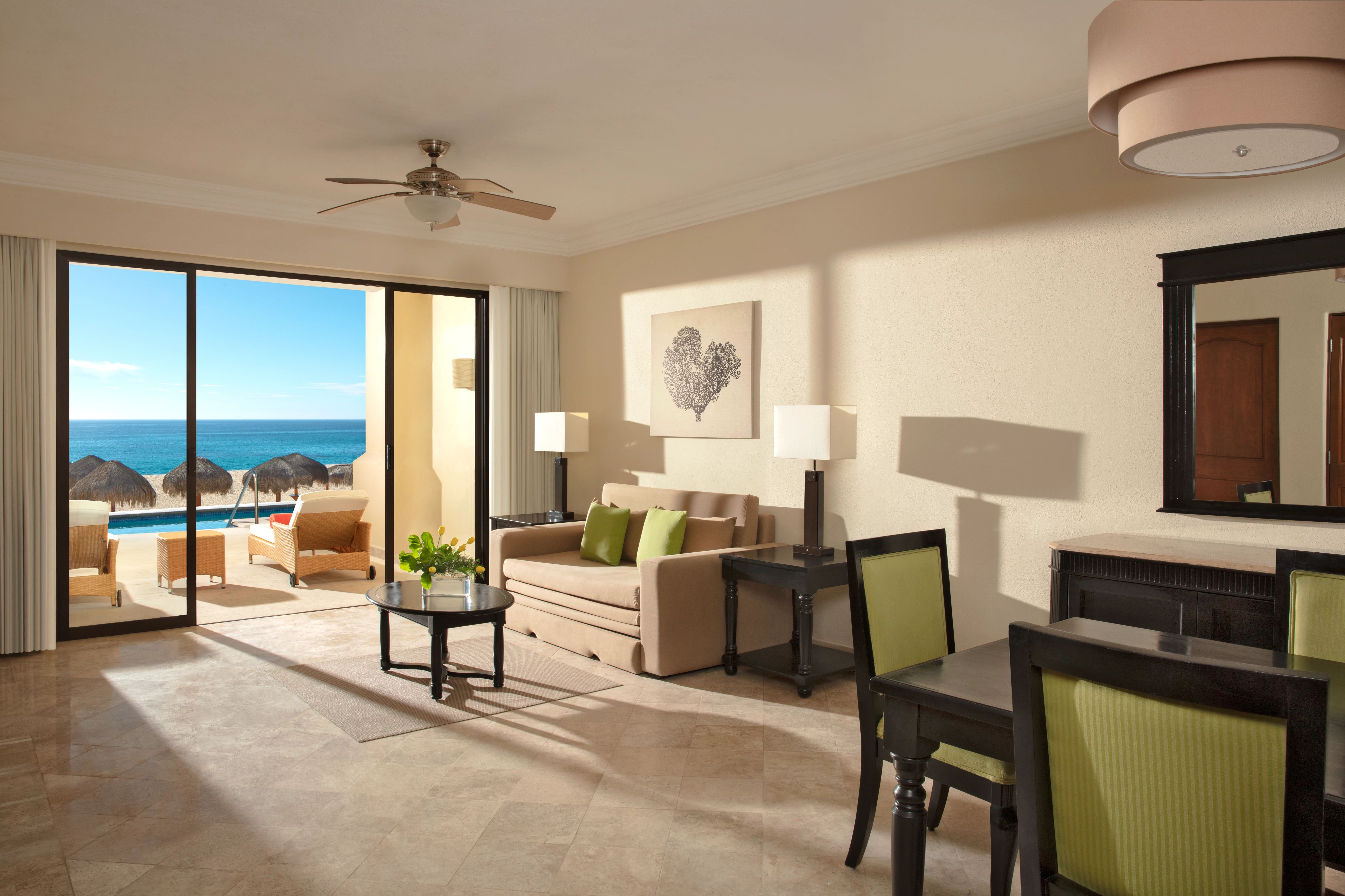 Suite Ocean Front One Bedroom
