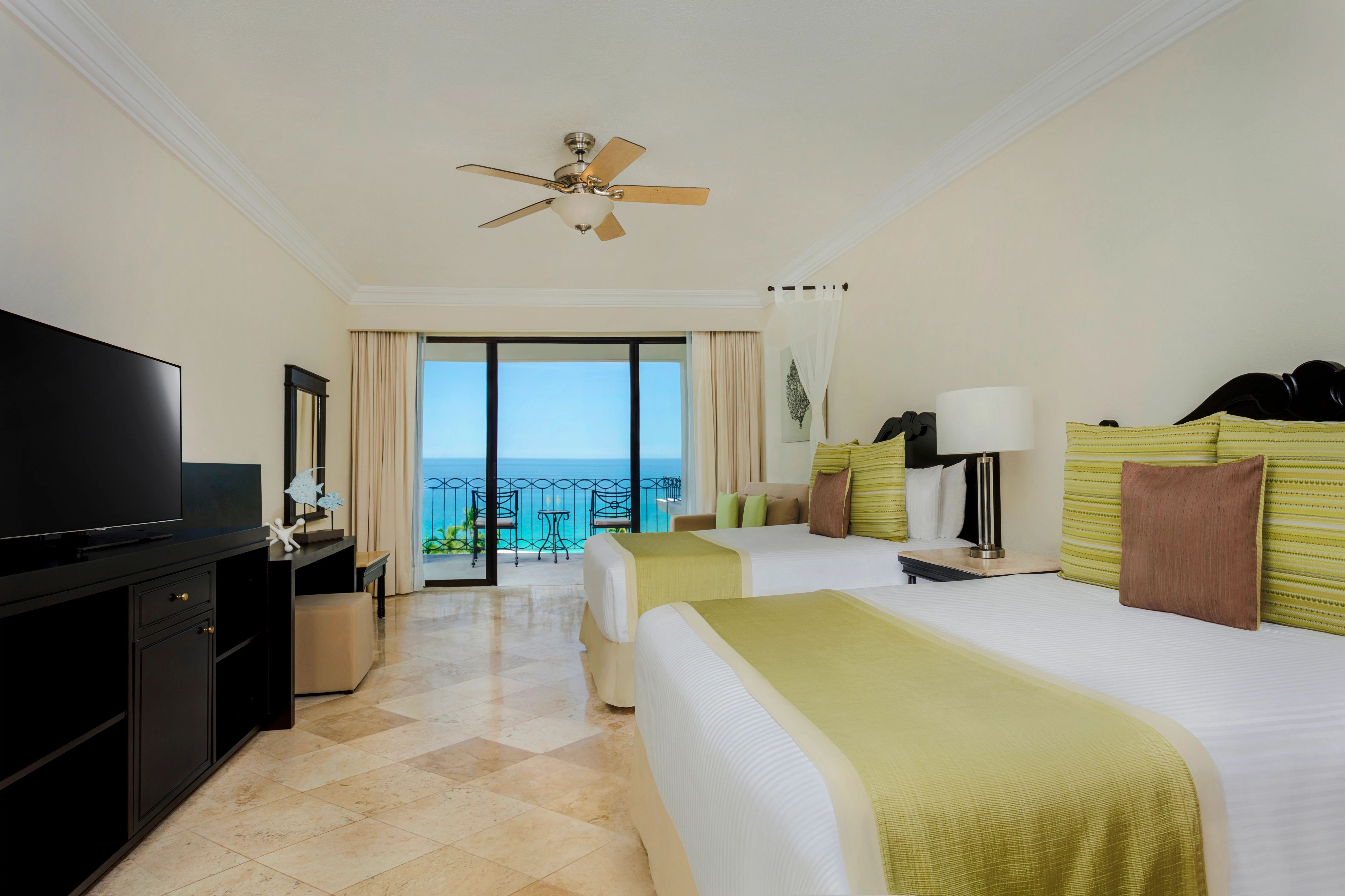 Junior Suite Ocean Front Two Double Beds
