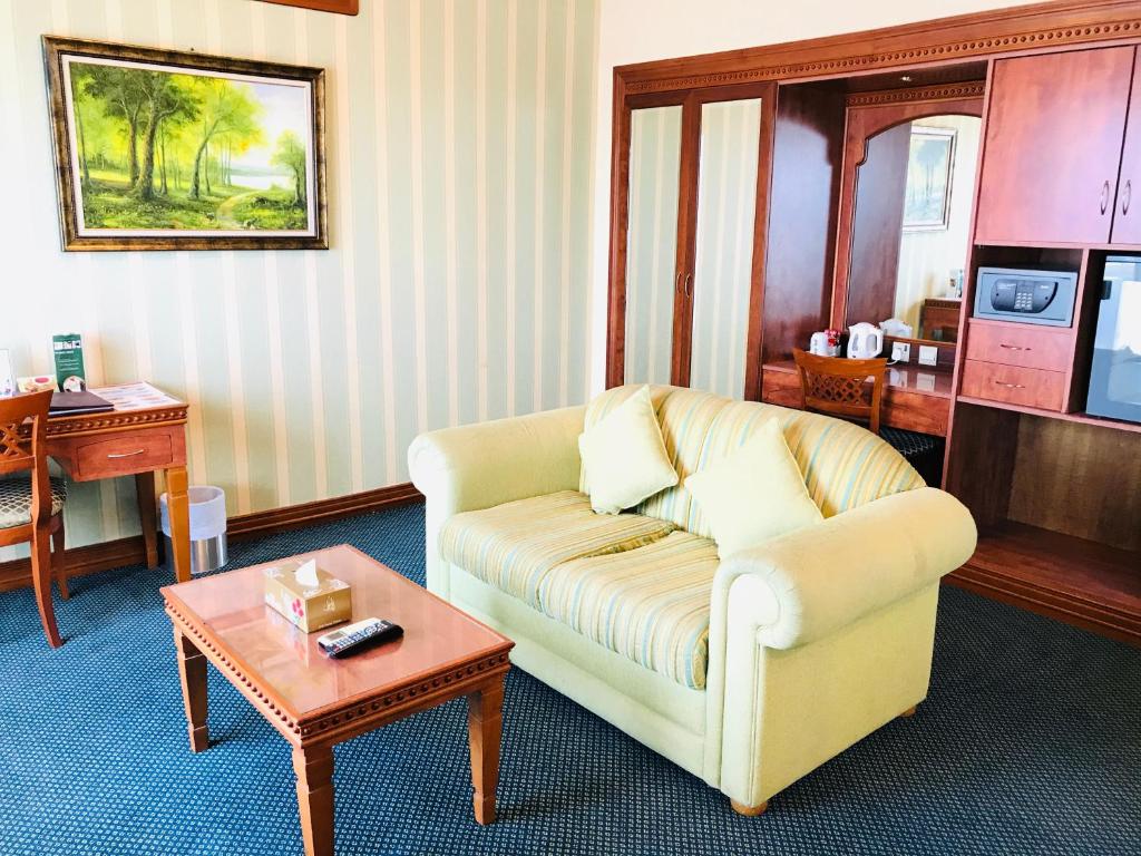 Double or Twin Executive