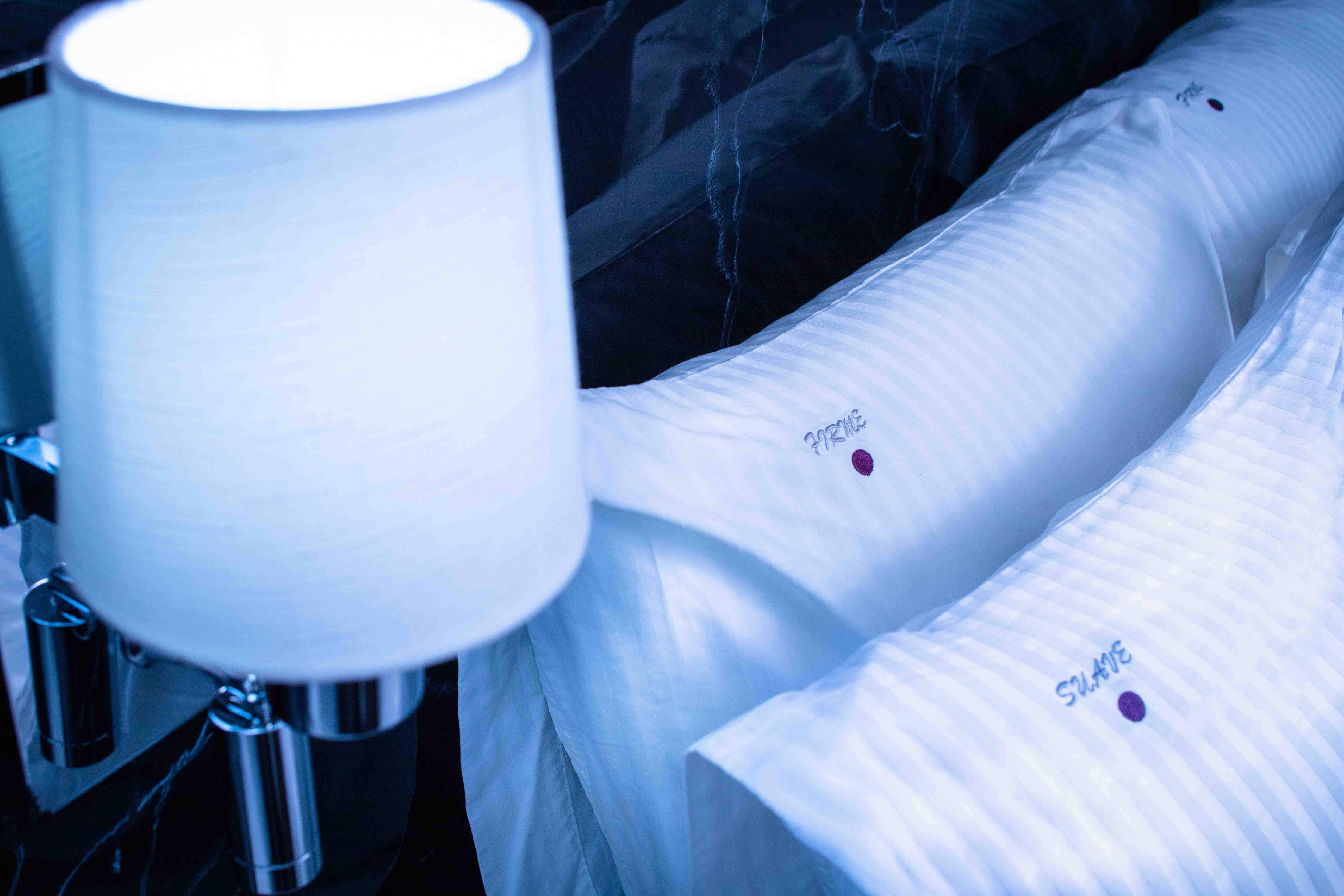 Room King Bed One Bedroom 