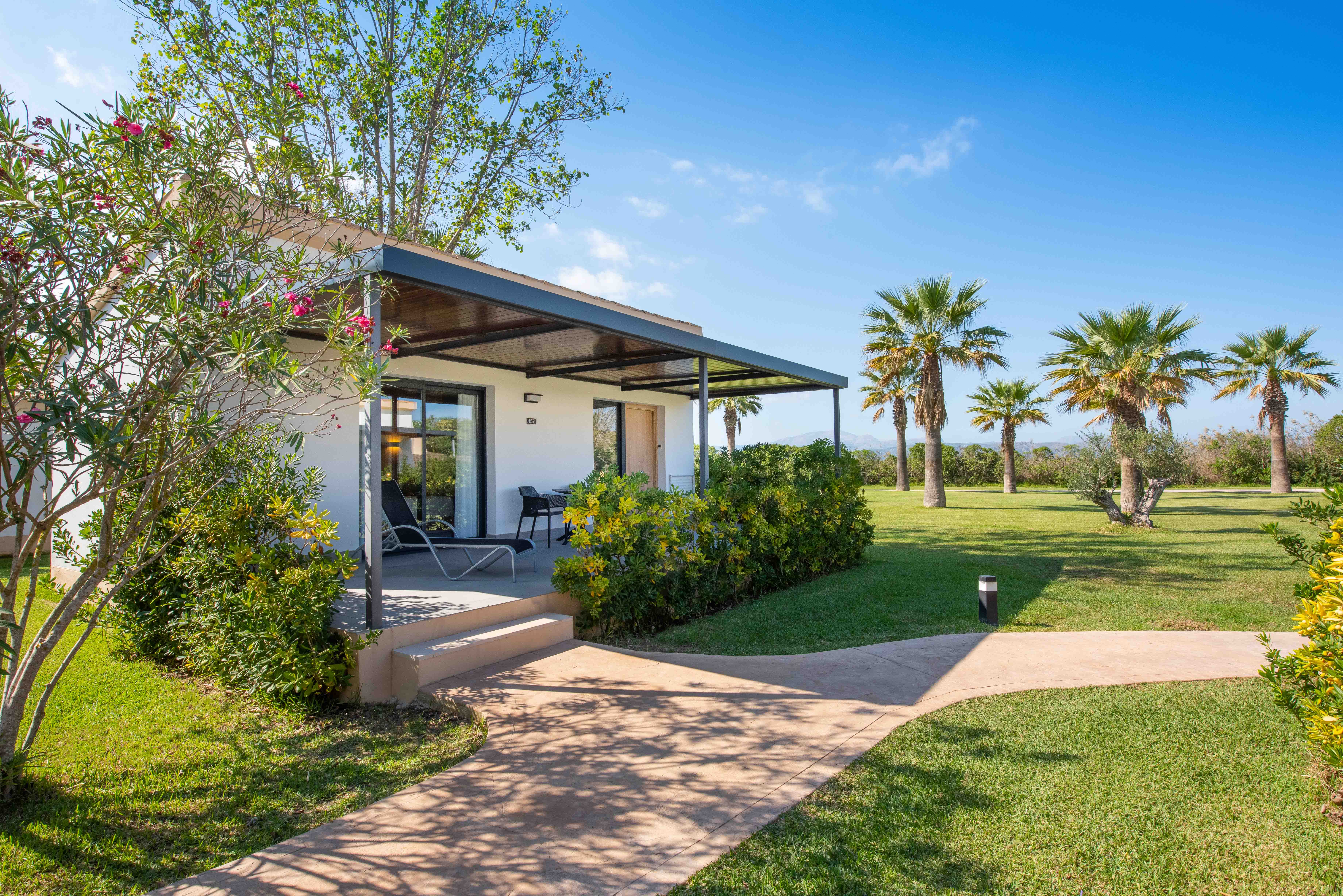 Bungalow with Terrace