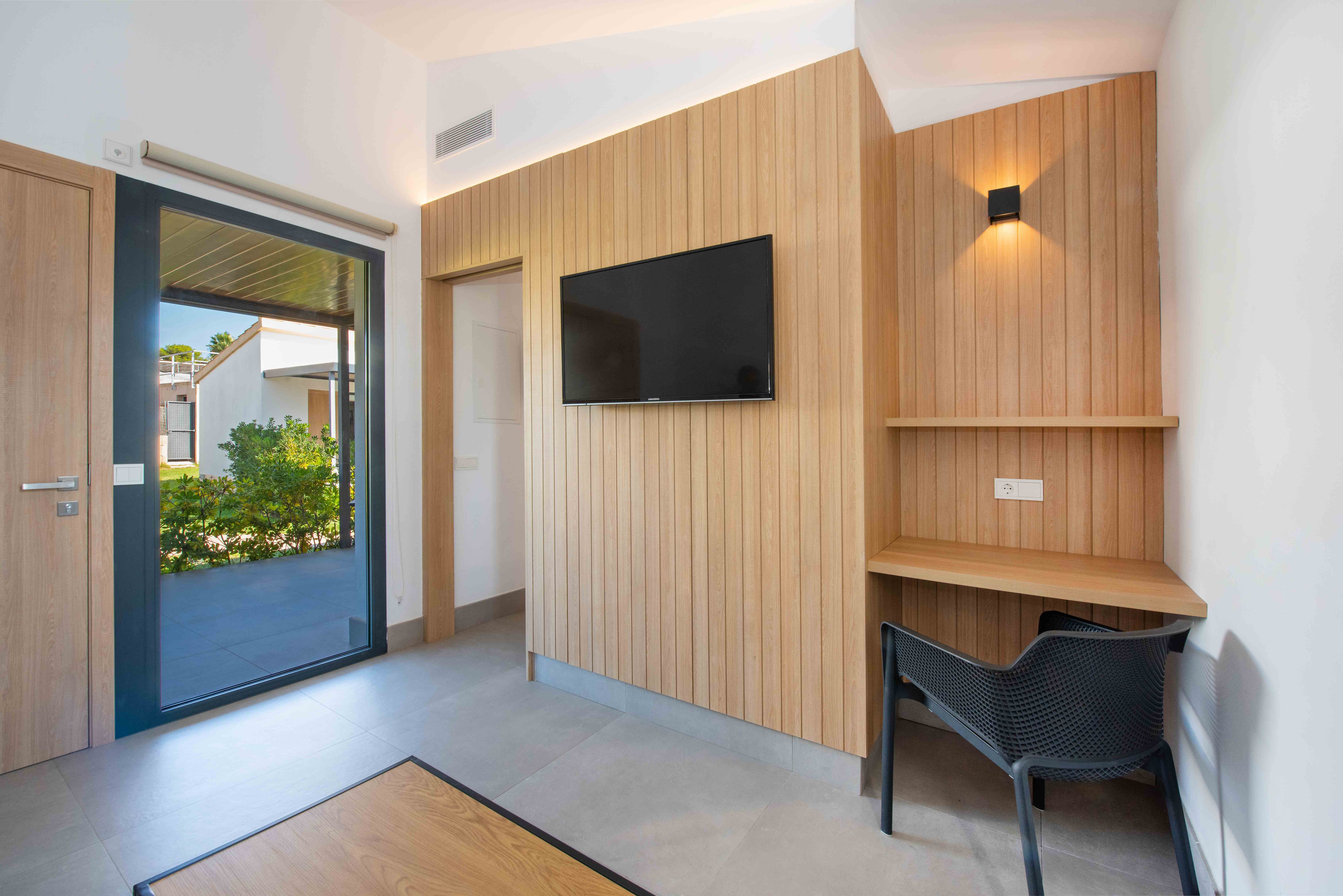 Bungalow with Terrace