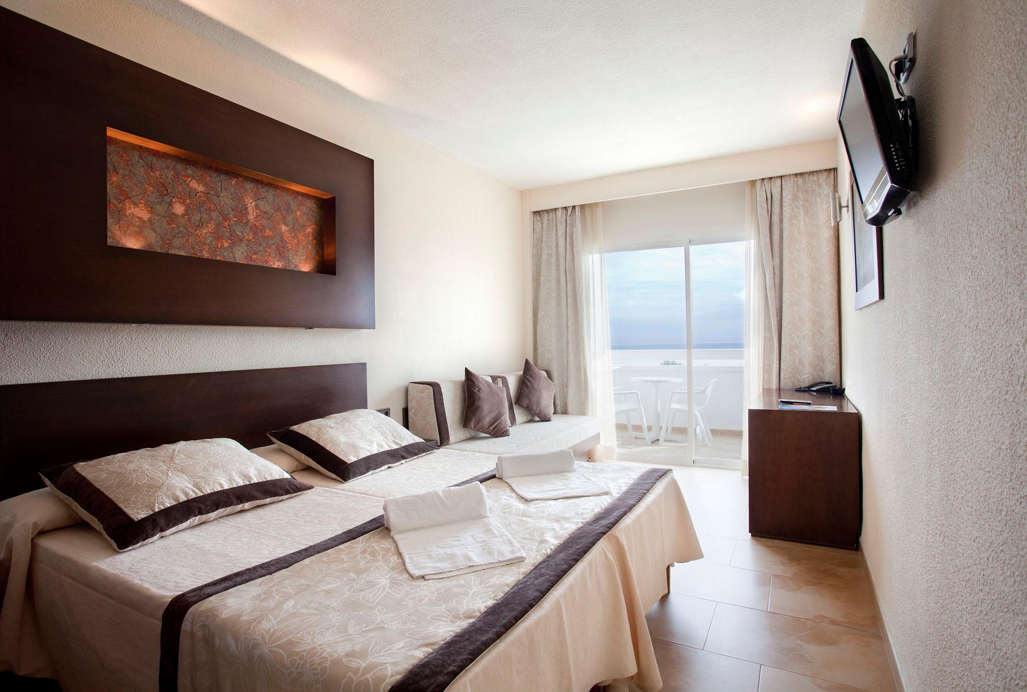 Double or Twin Sea View