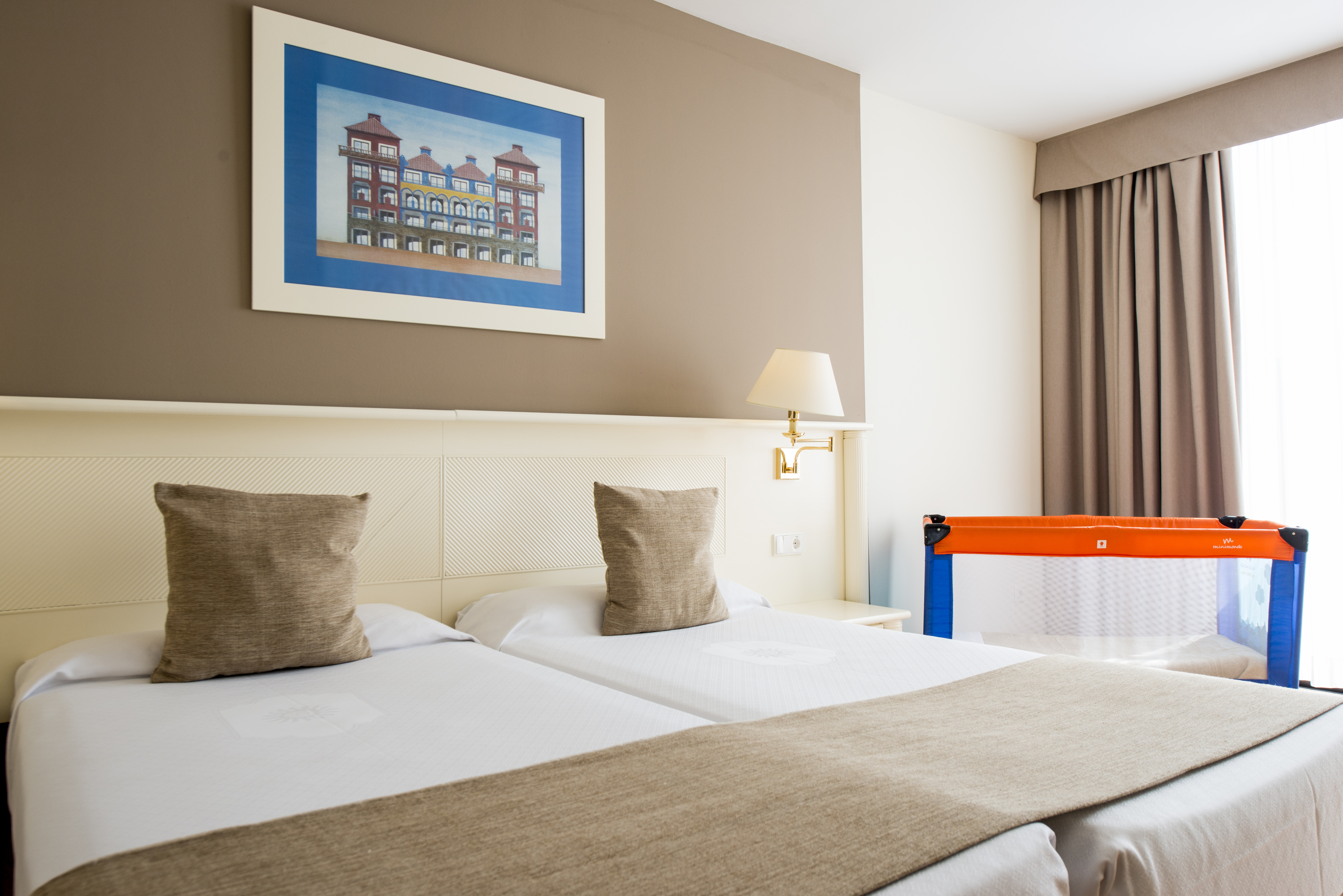 Double or Twin Standard