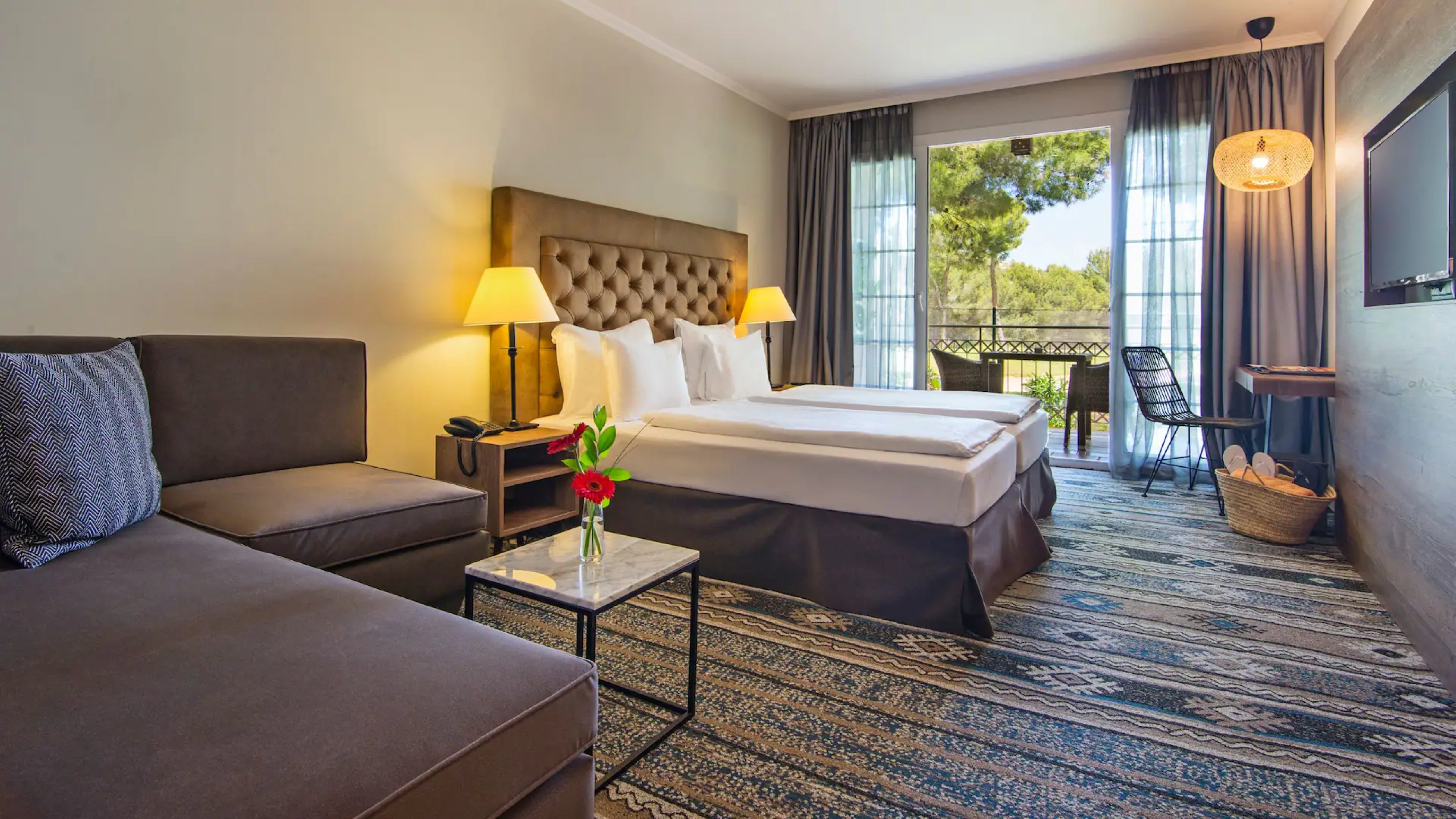 Double King Size Bed