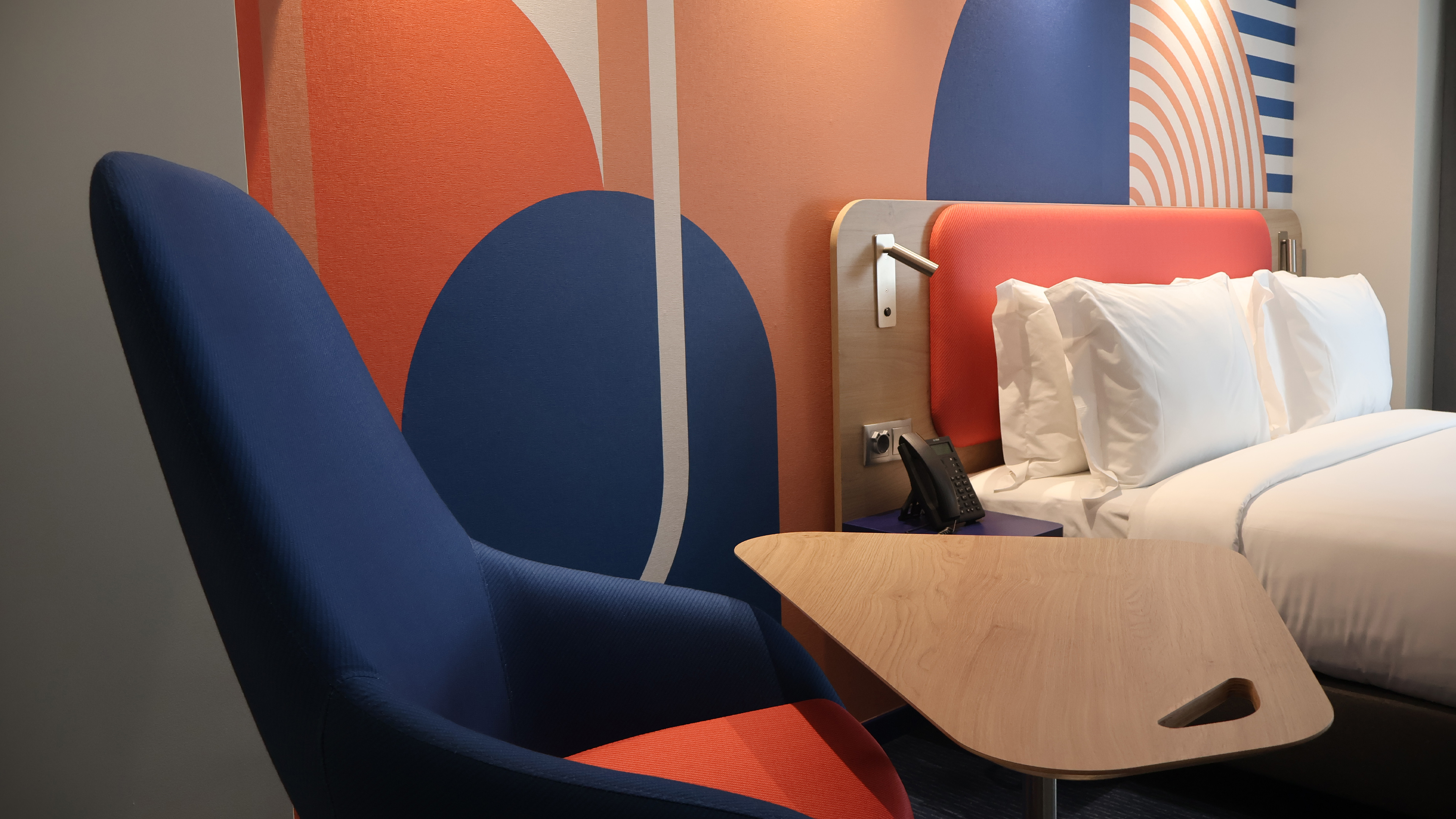 Double Queen Size Bed