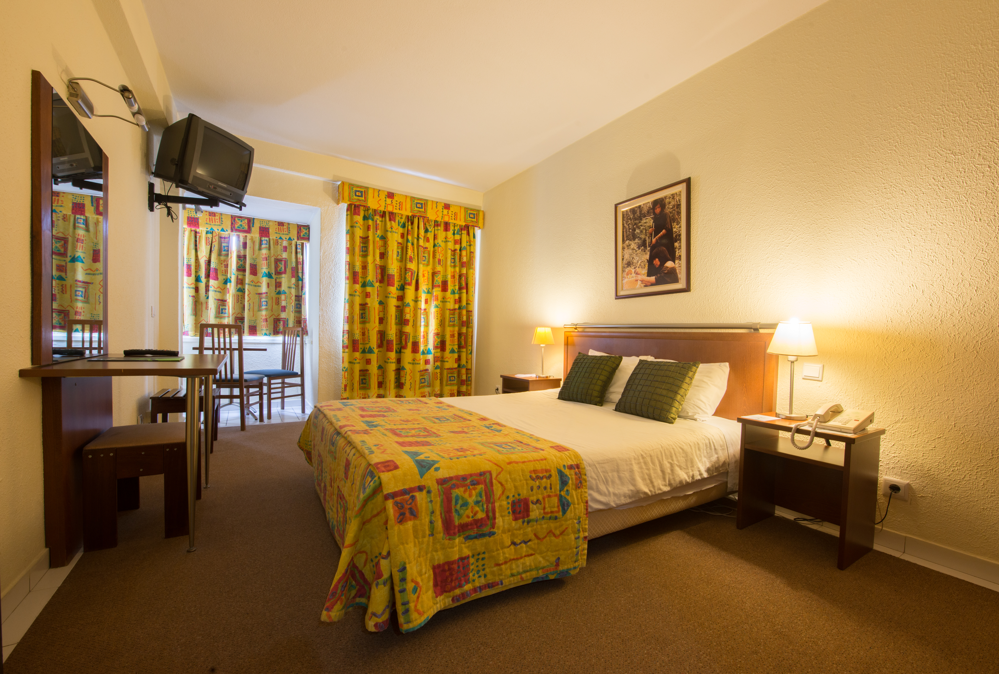 Double or Twin Standard