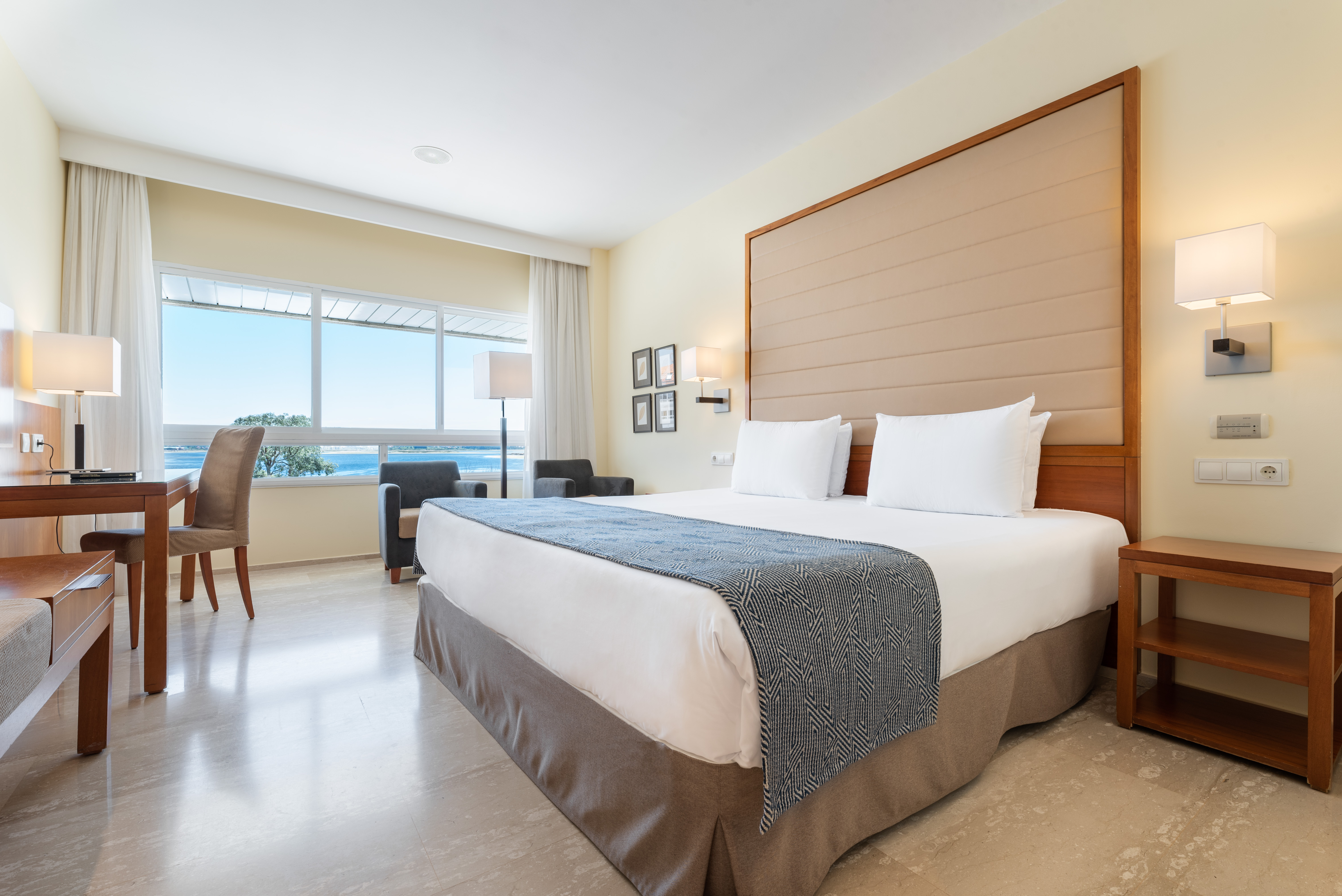 Double or Twin Sea View