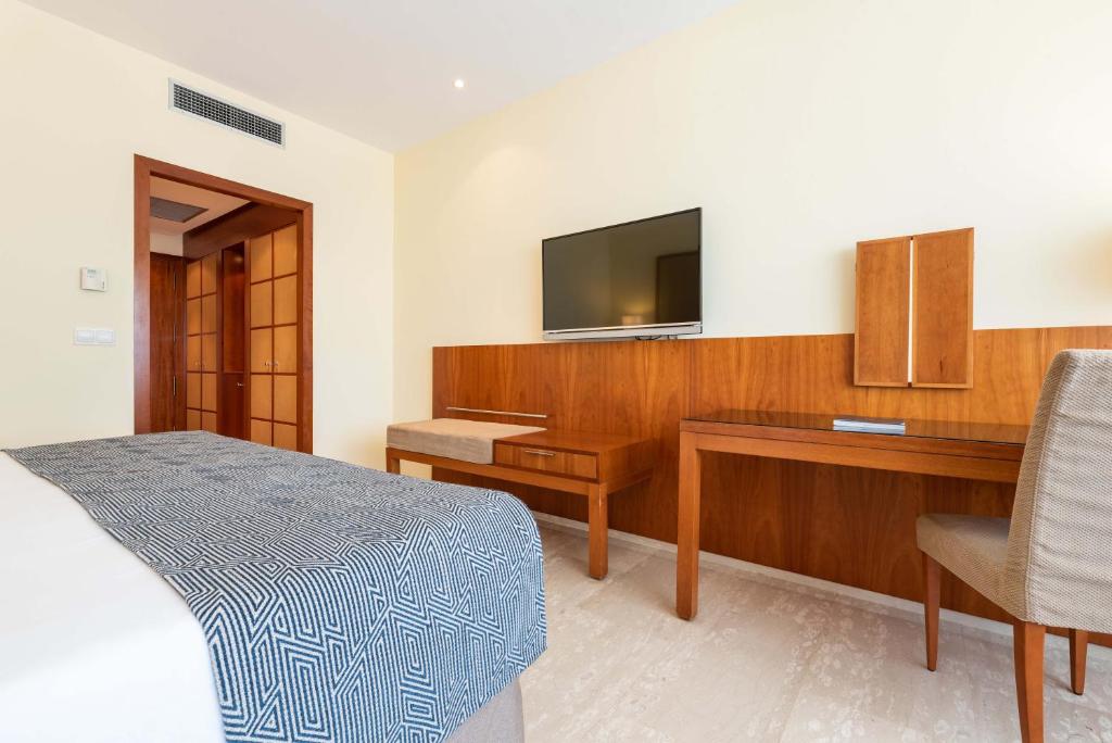 Double or Twin Sea View