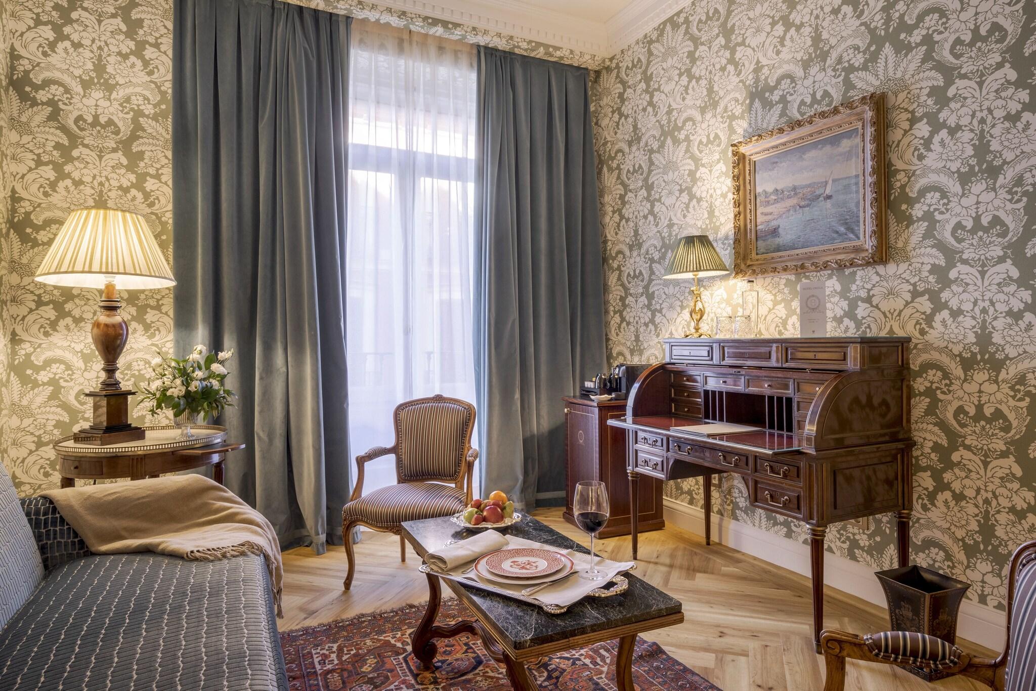 Junior Suite Two Beds