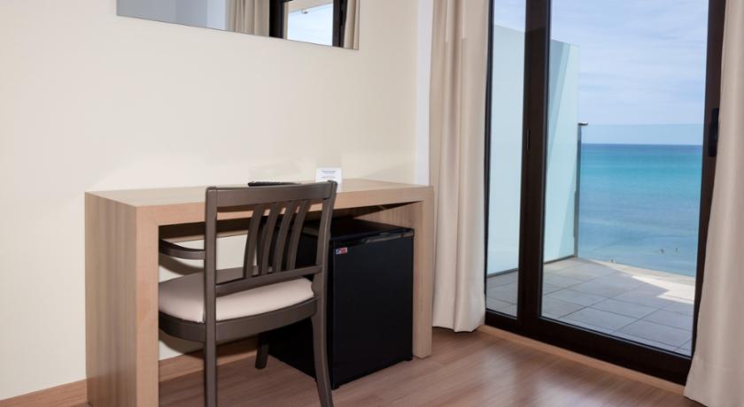 Double or Twin Sea View