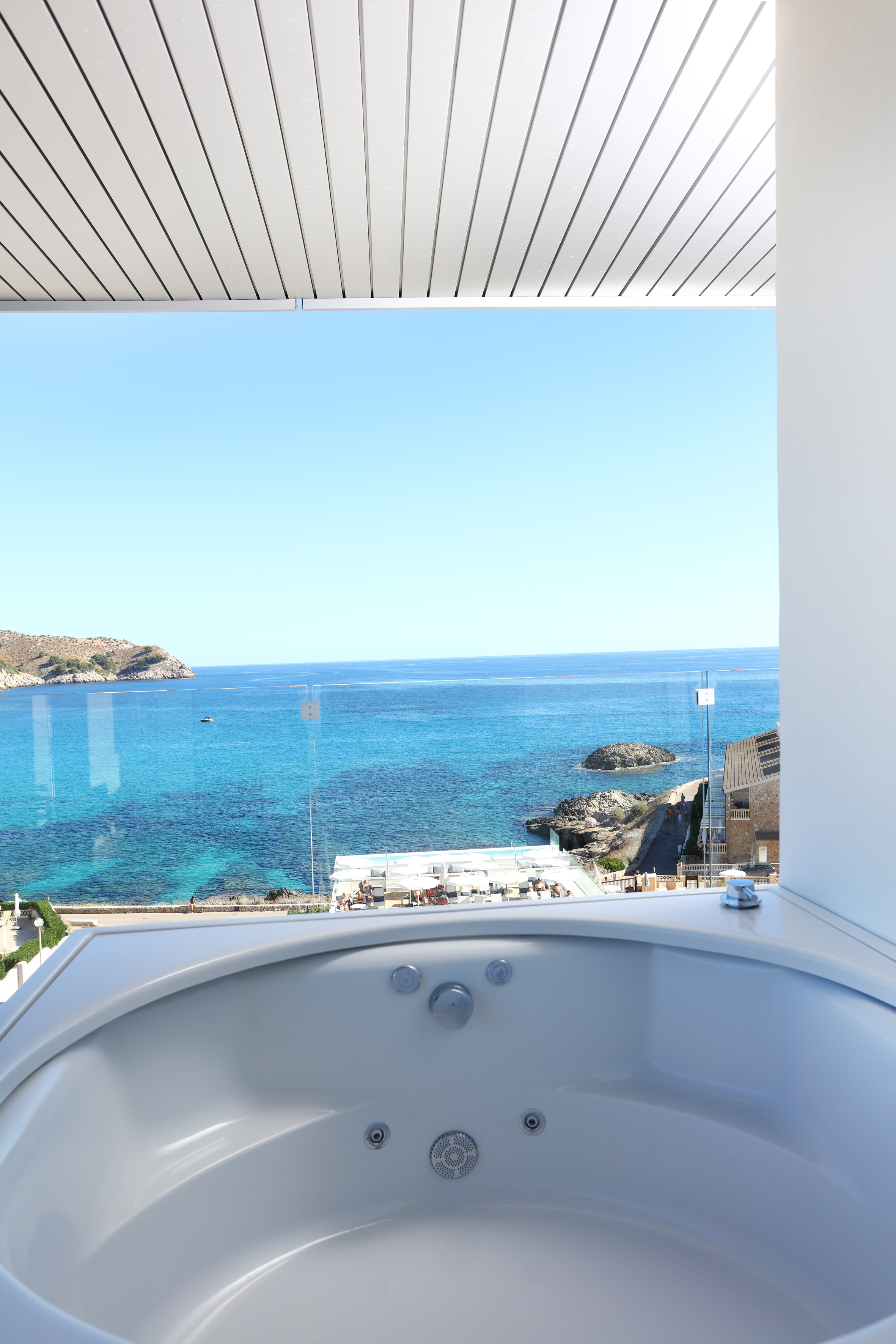 Junior Suite Sea View with Balcony