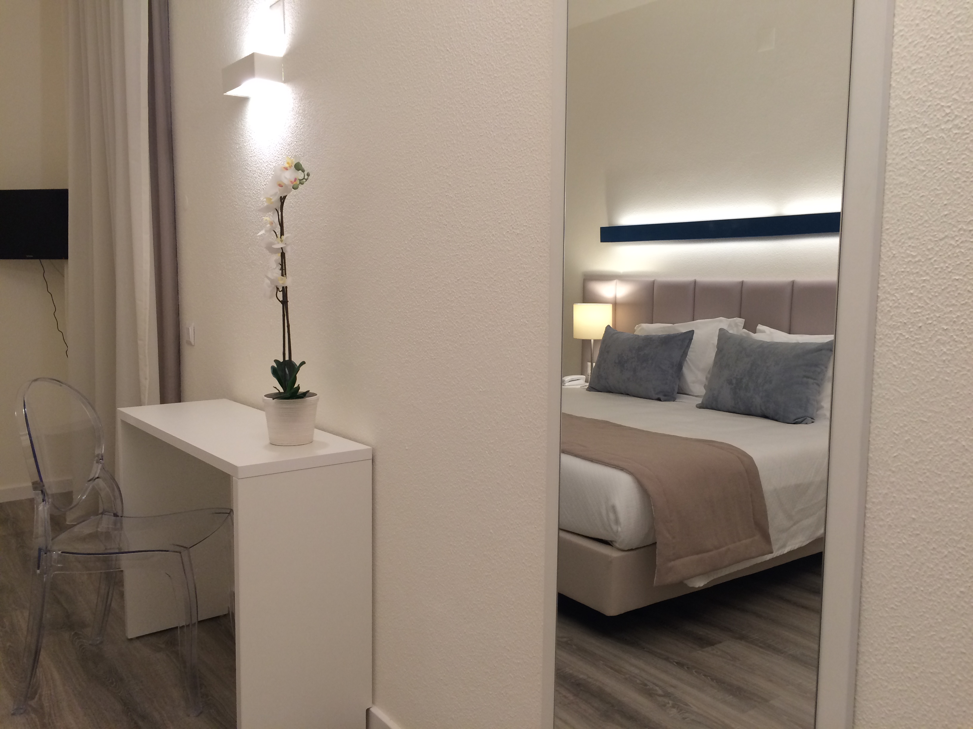 Double Single River View